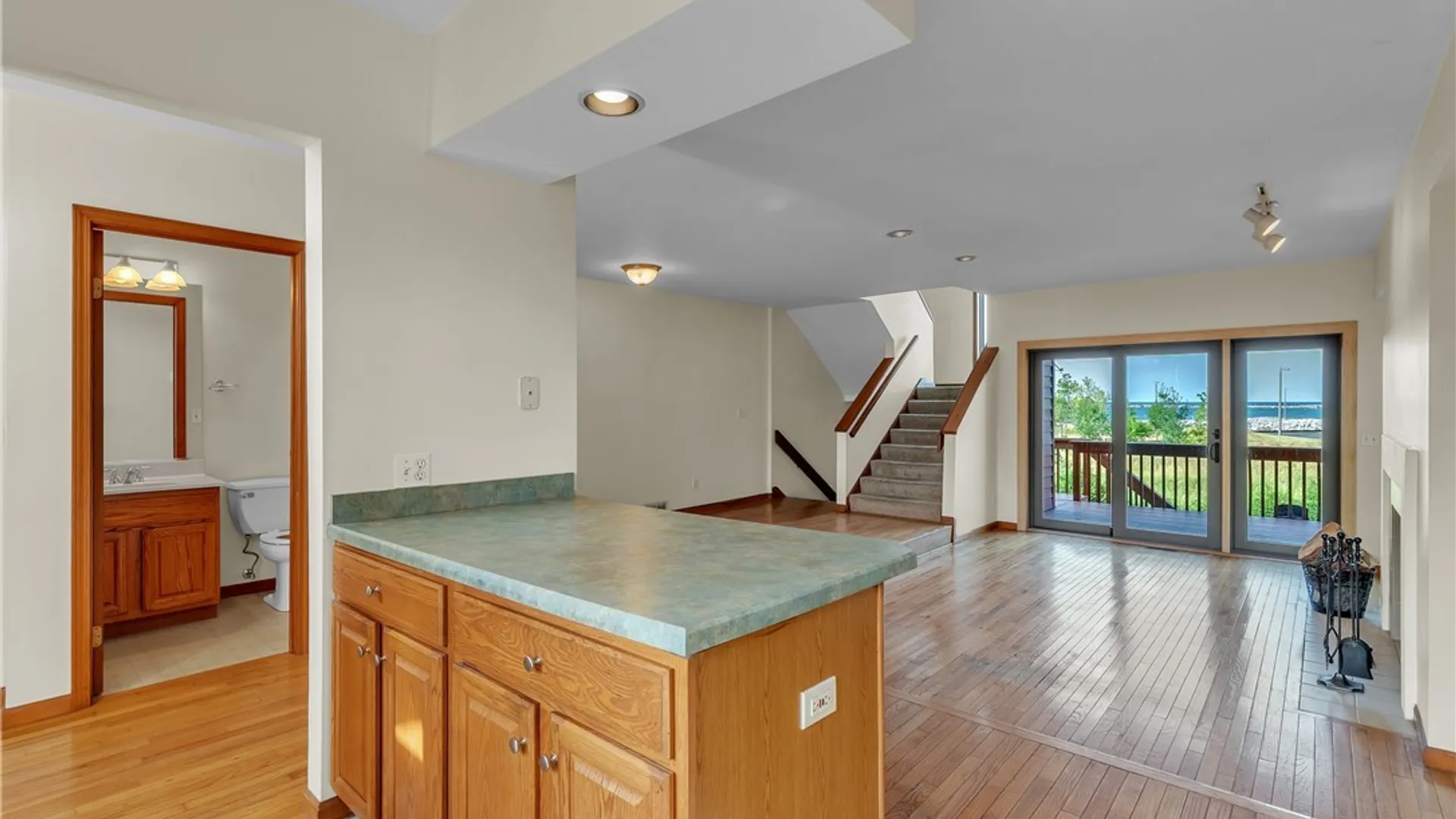 Property at 418 Lakefront Blvd, Buffalo, NY 14202 14