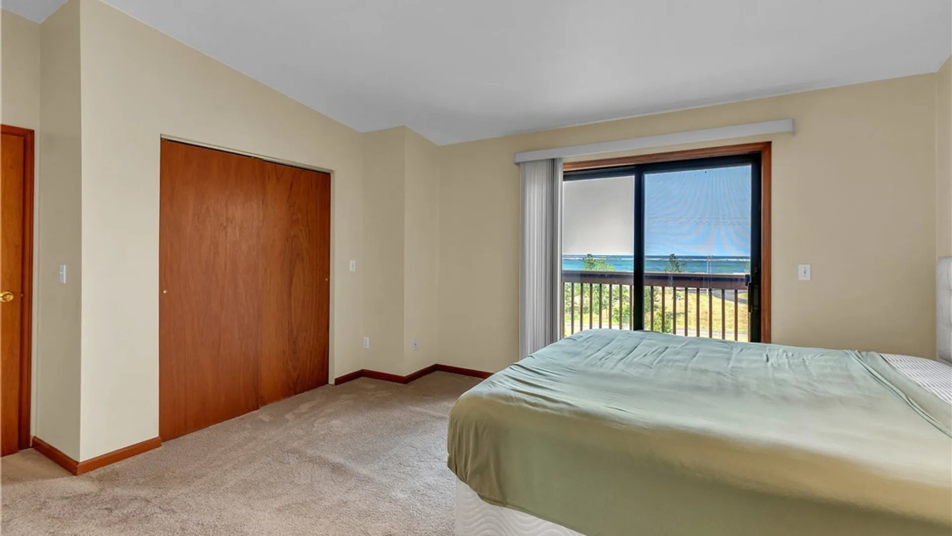 Property at 418 Lakefront Blvd, Buffalo, NY 14202 24