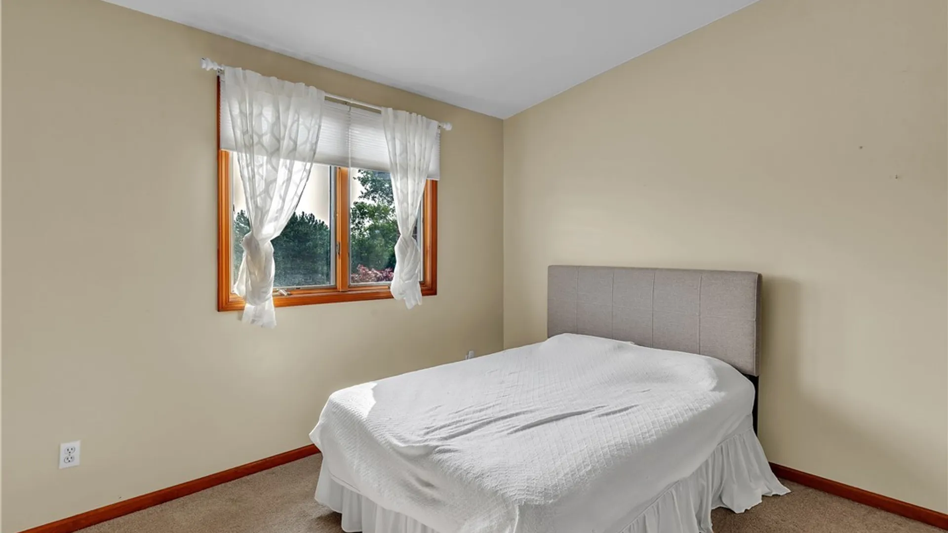 Property at 418 Lakefront Blvd, Buffalo, NY 14202 30