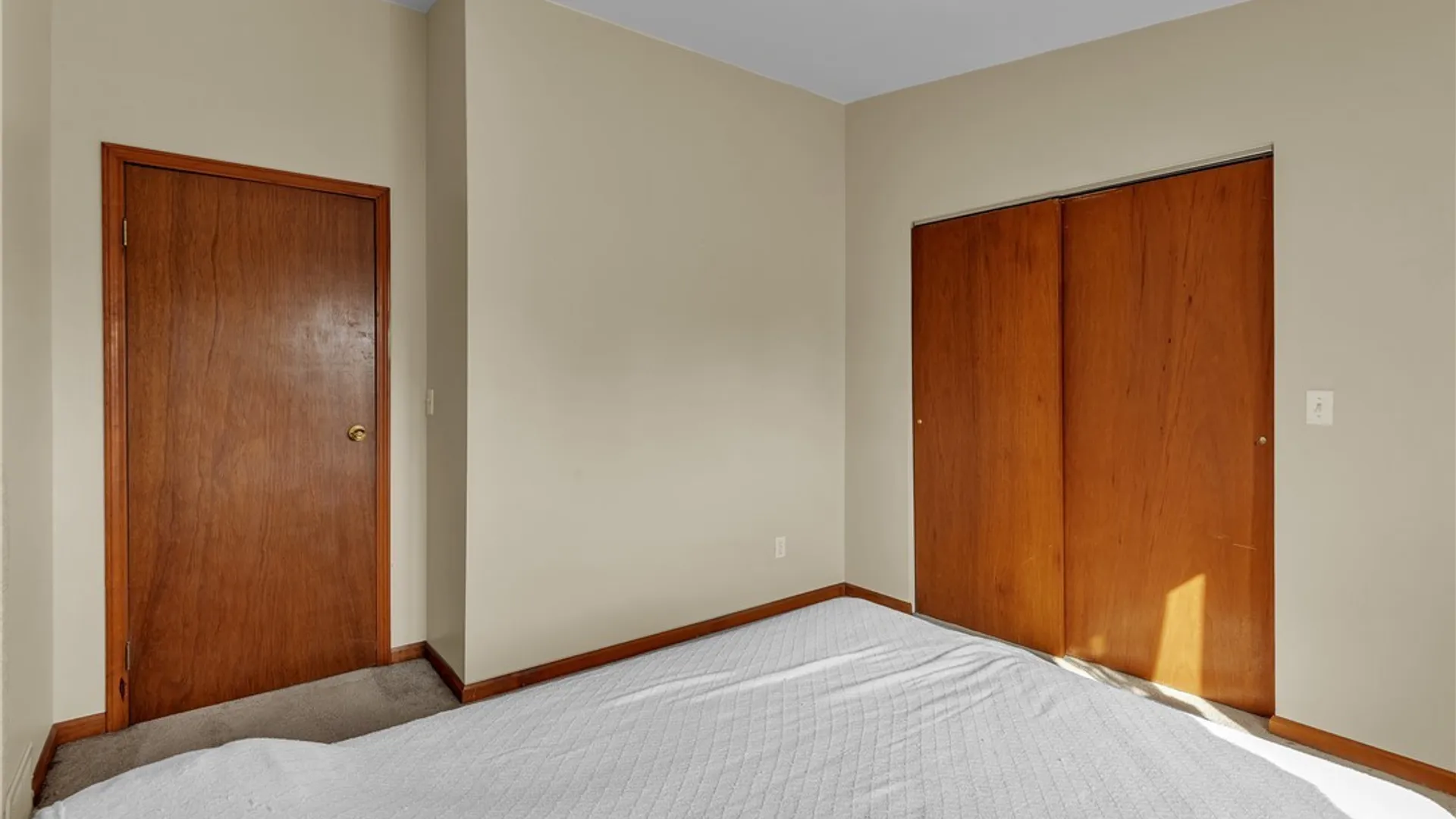 Property at 418 Lakefront Blvd, Buffalo, NY 14202 31