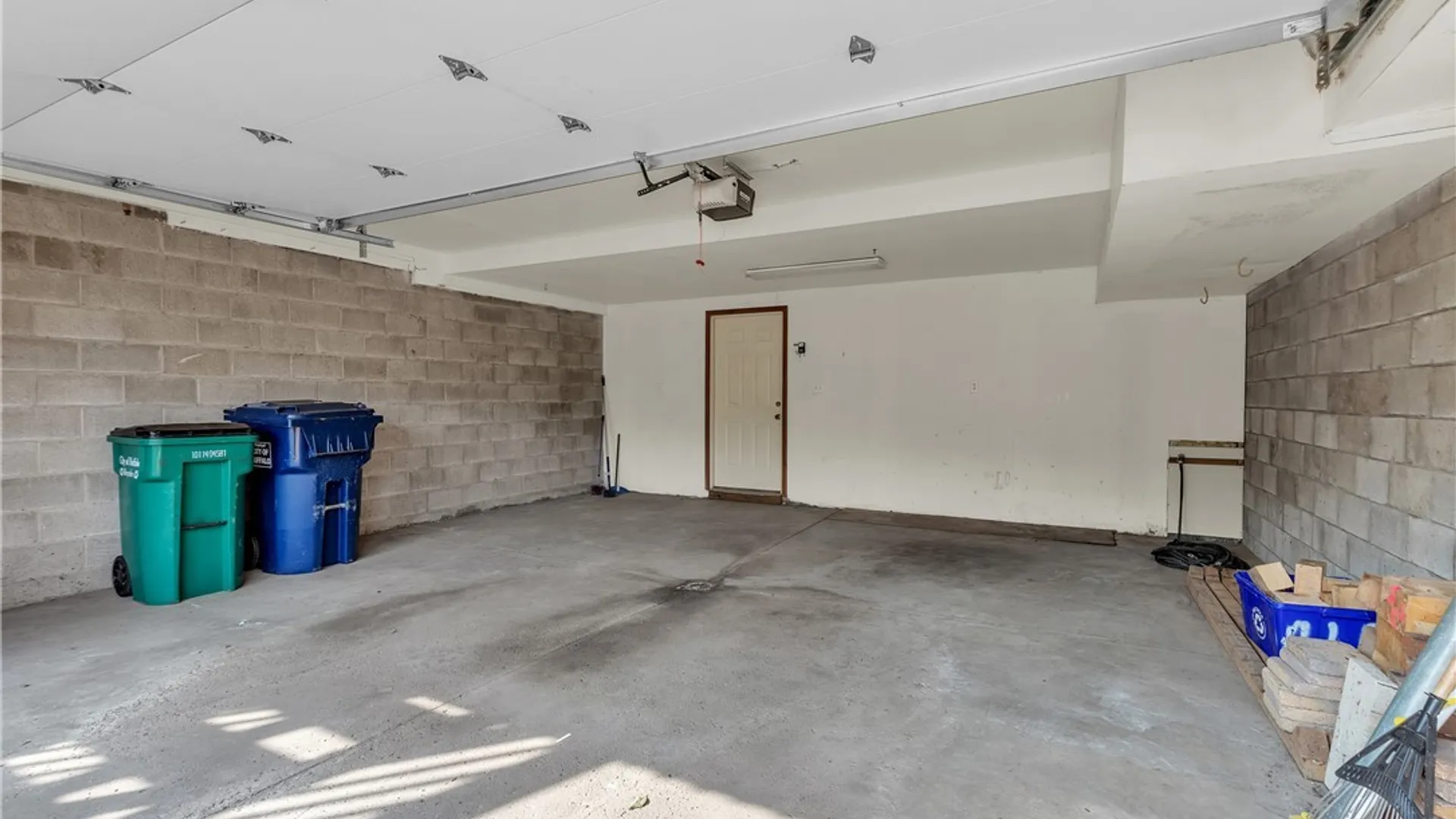 Property at 418 Lakefront Blvd, Buffalo, NY 14202 33