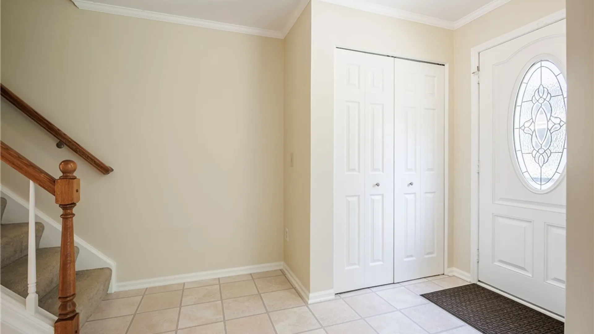 Property at 18 Dunbridge Heights, Perinton, NY 14450 2