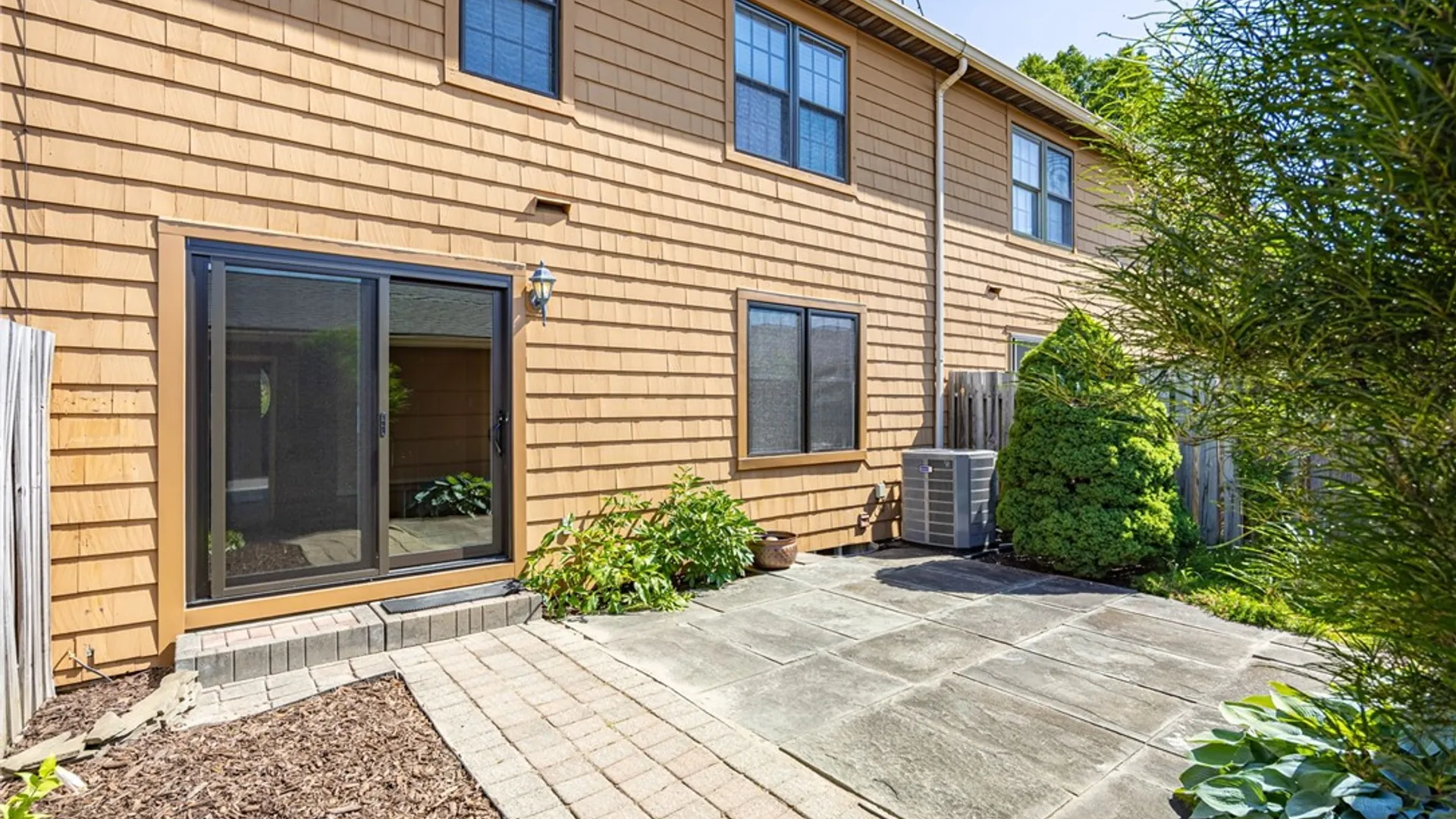 Property at 18 Dunbridge Heights, Perinton, NY 14450 35