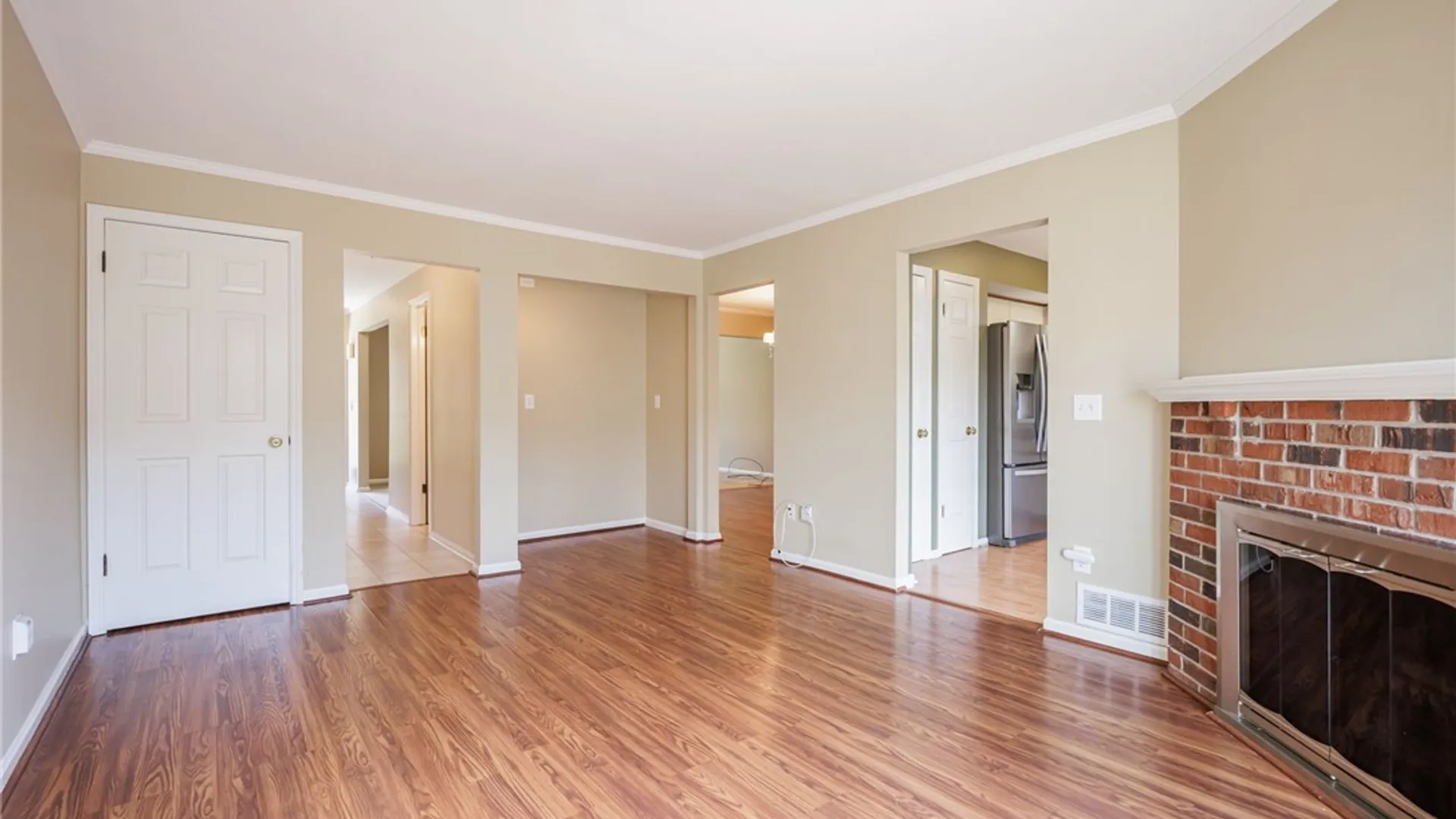 Property at 18 Dunbridge Heights, Perinton, NY 14450 9