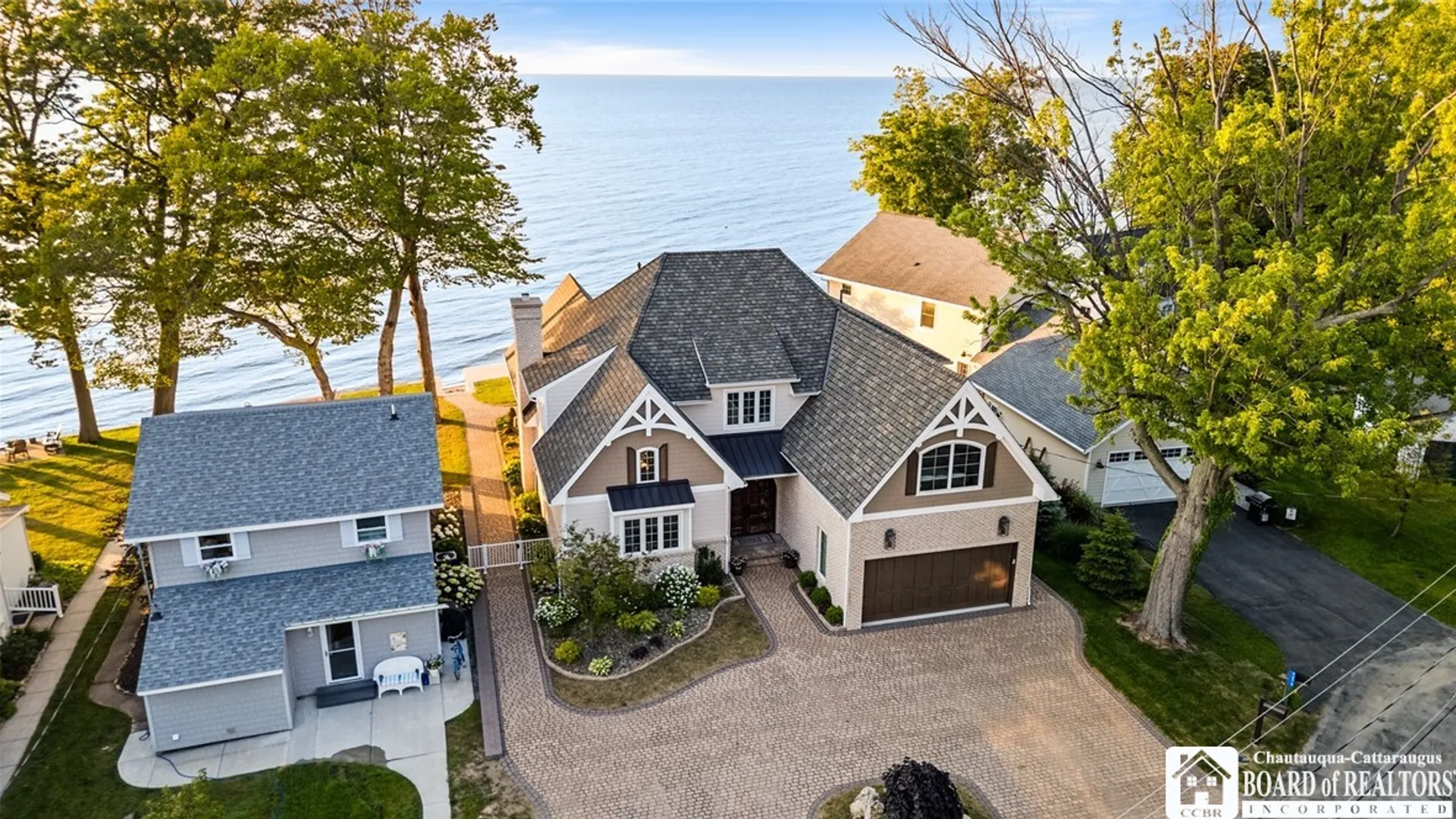 Property at 5276 Lakeside Boulevard, Pomfret, NY 14048 3