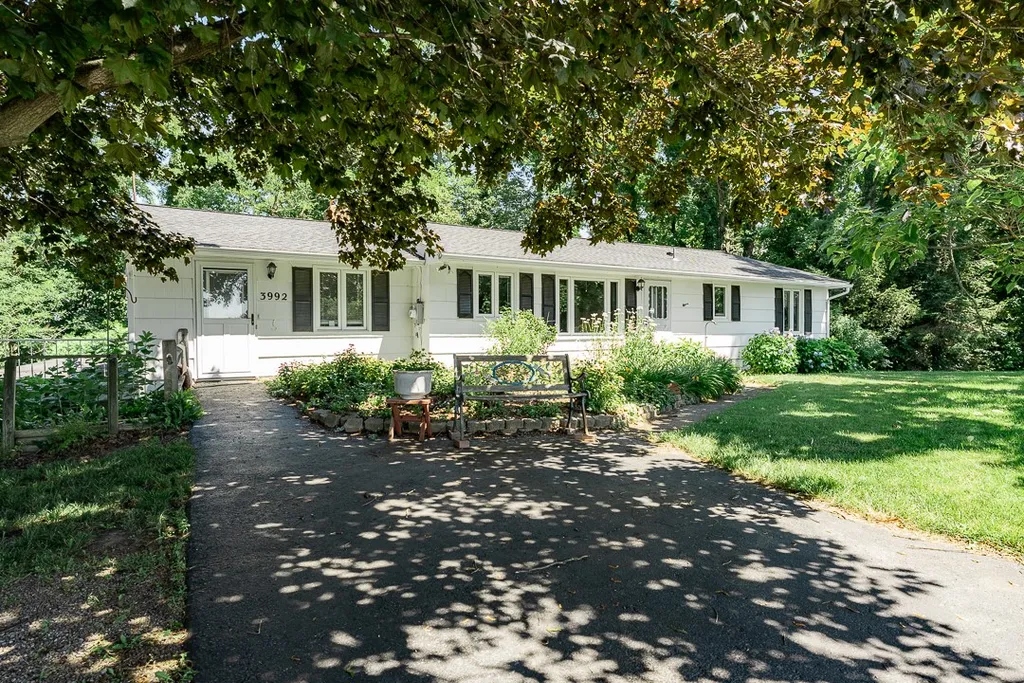 Property at 3992 Canandaigua Rd, Walworth, NY 14568