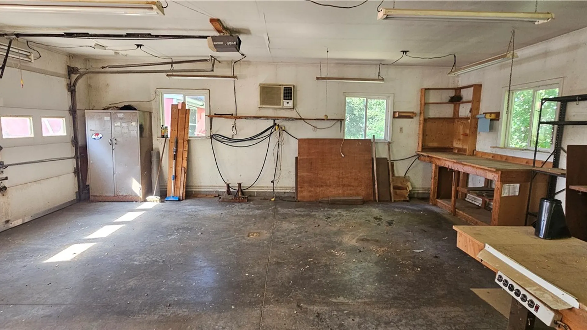 Property at 3992 Canandaigua Rd, Walworth, NY 14568 44