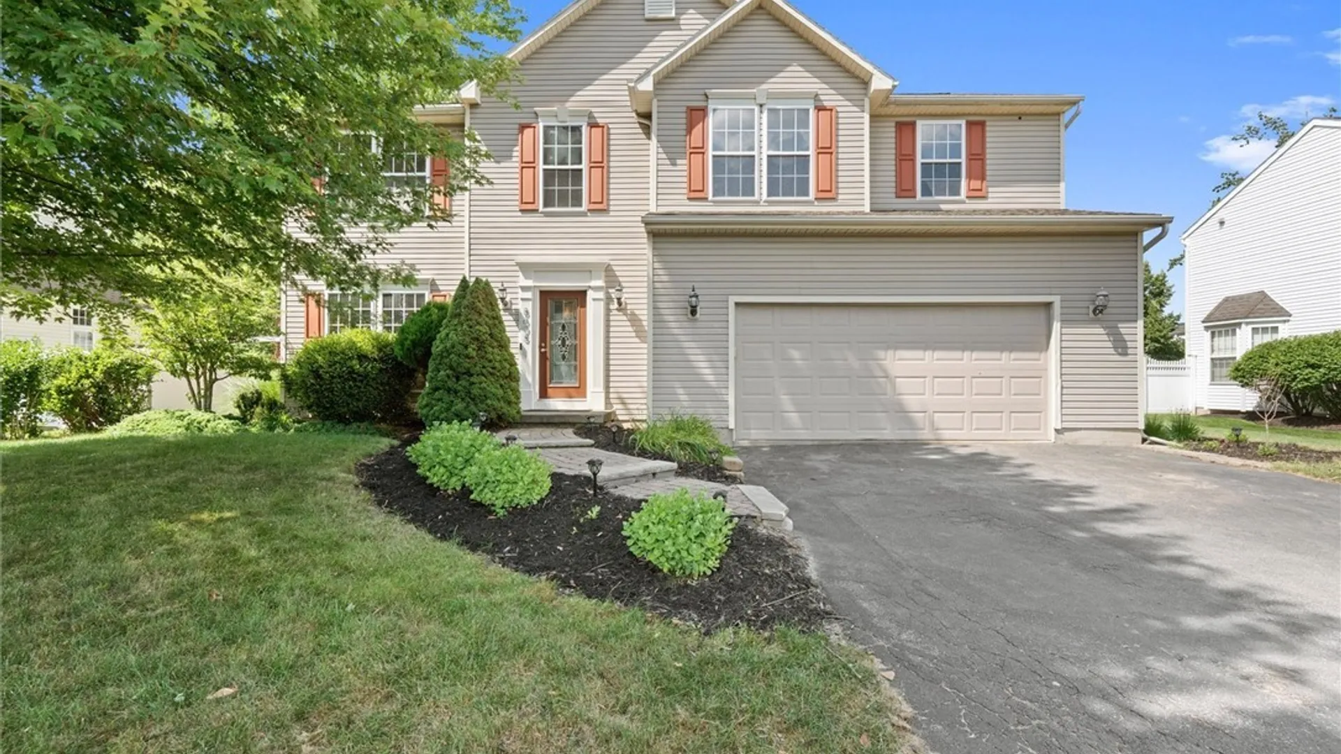 Property at 8605 Lydia Lane, Cicero, NY 13039 2