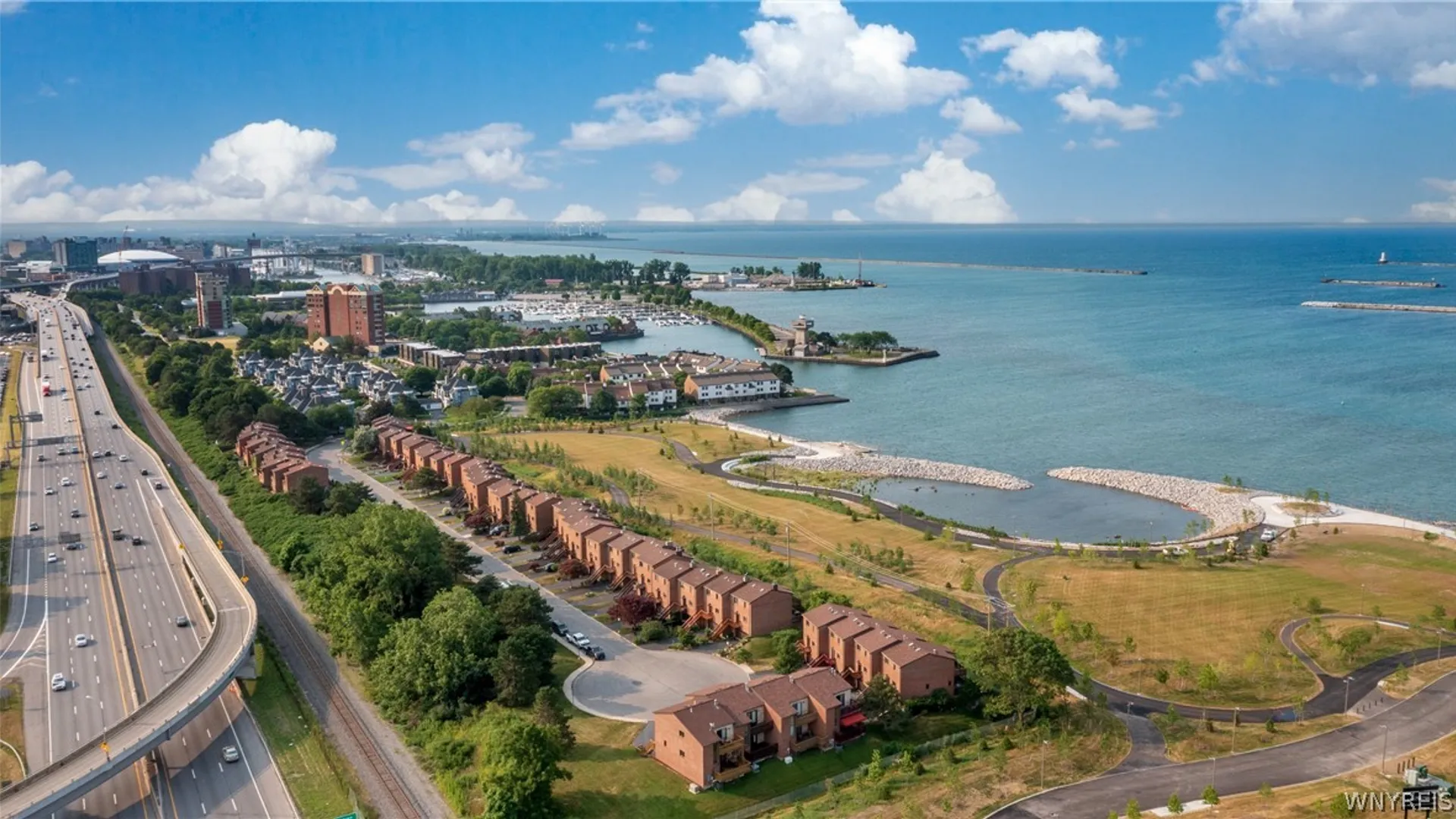 Property at 418 Lakefront Boulevard, Buffalo, NY 14202 16