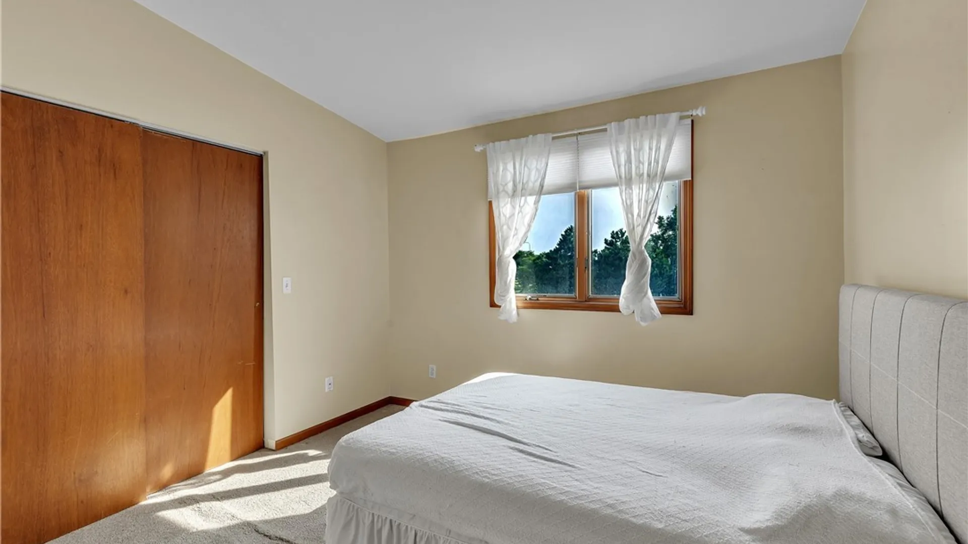 Property at 418 Lakefront Boulevard, Buffalo, NY 14202 41