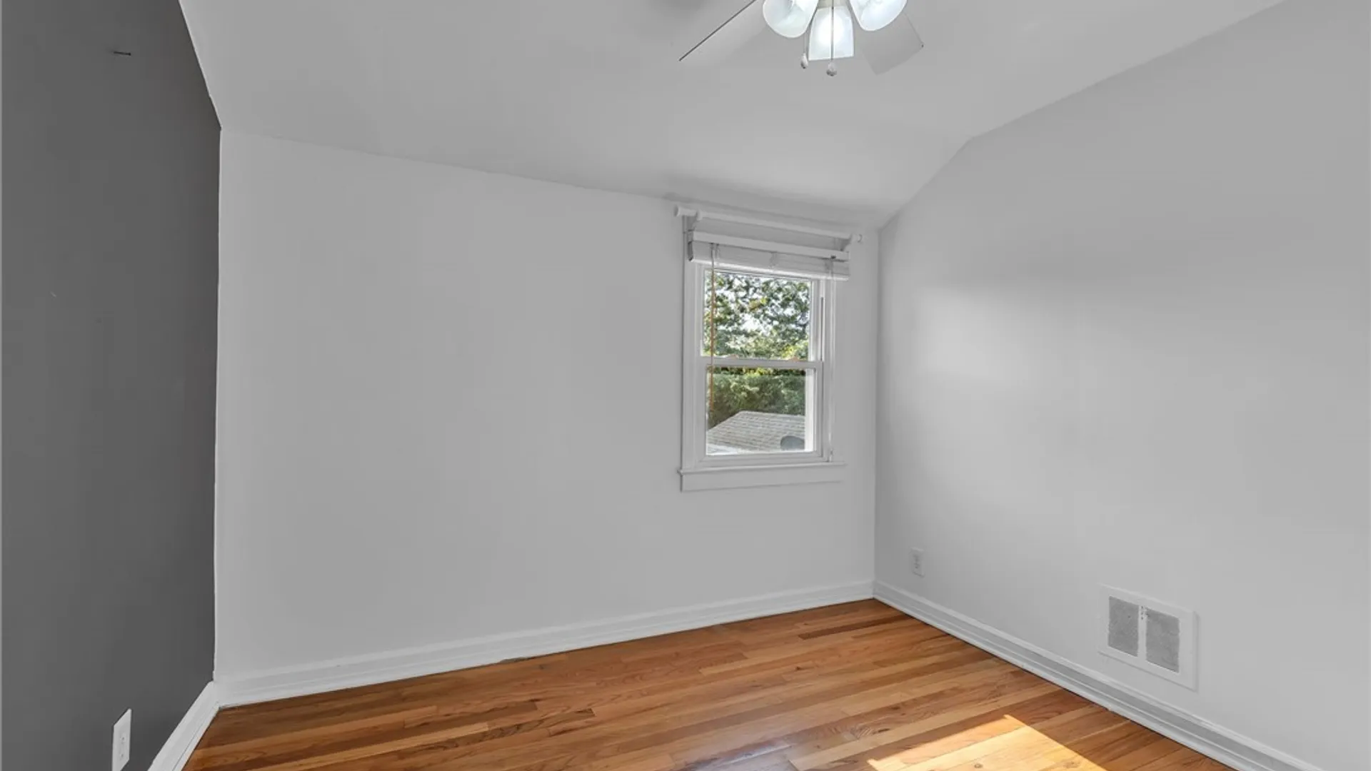 Property at 201 Midland Avenue, Tonawanda, NY 14223 36