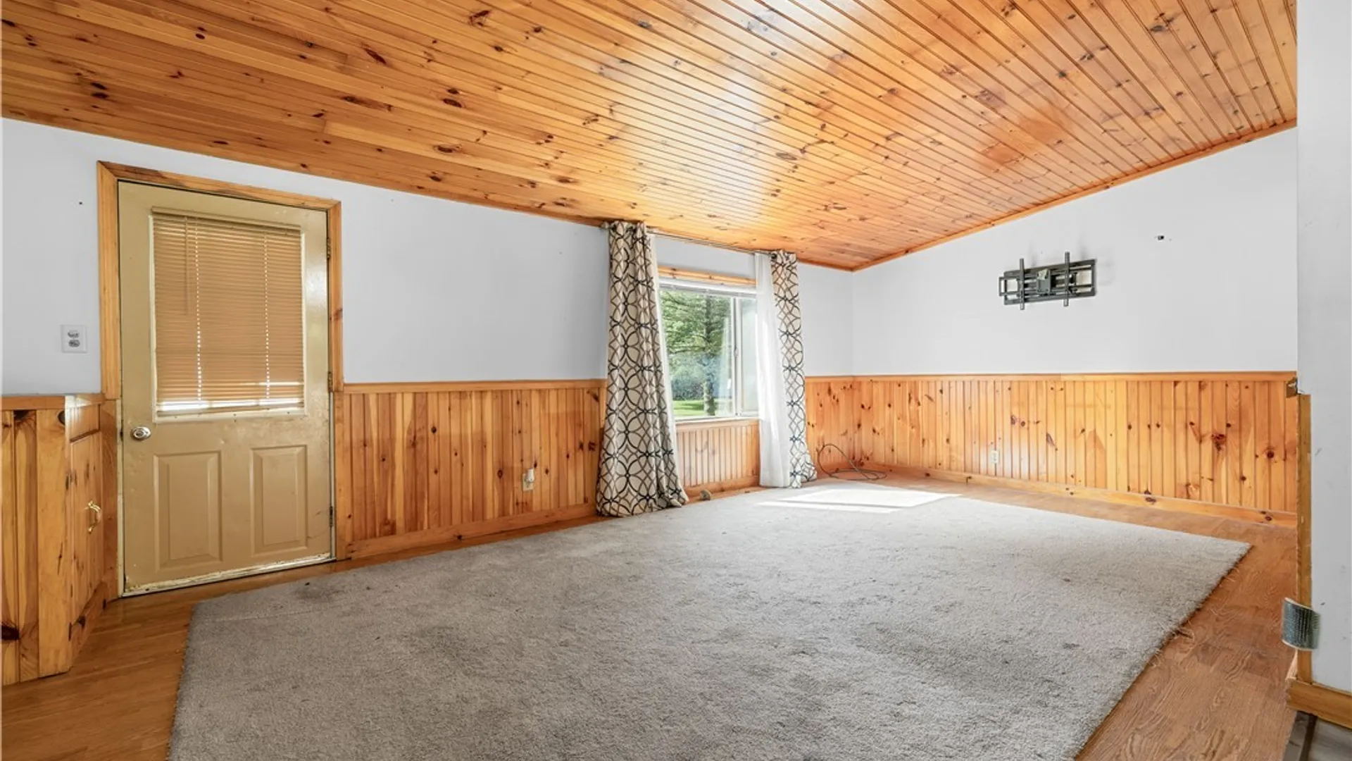 Property at 58 Wolcott Street, Camden, NY 13316 5