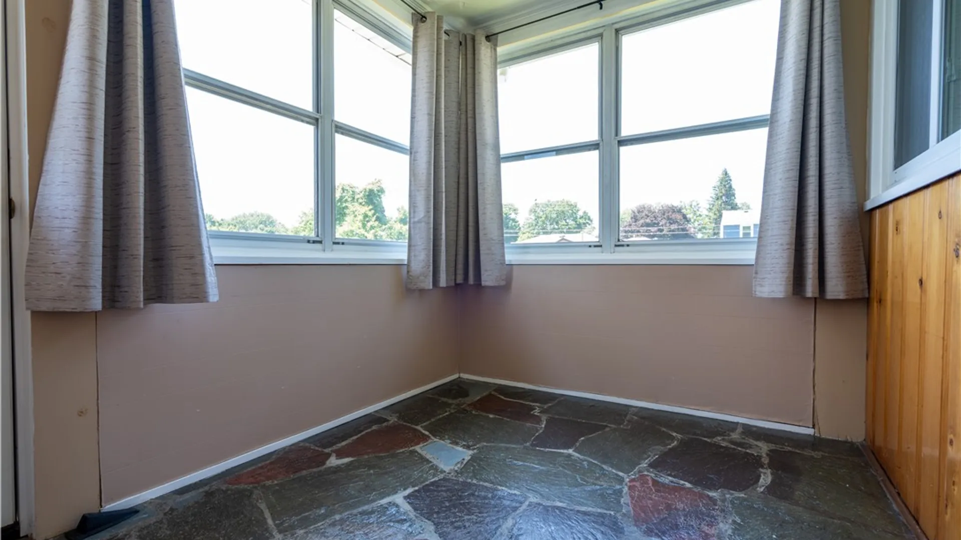 Property at 53 Cedar Lane, Irondequoit, NY 14622 24