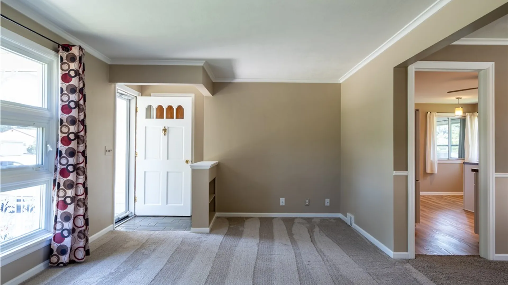 Property at 53 Cedar Lane, Irondequoit, NY 14622 5