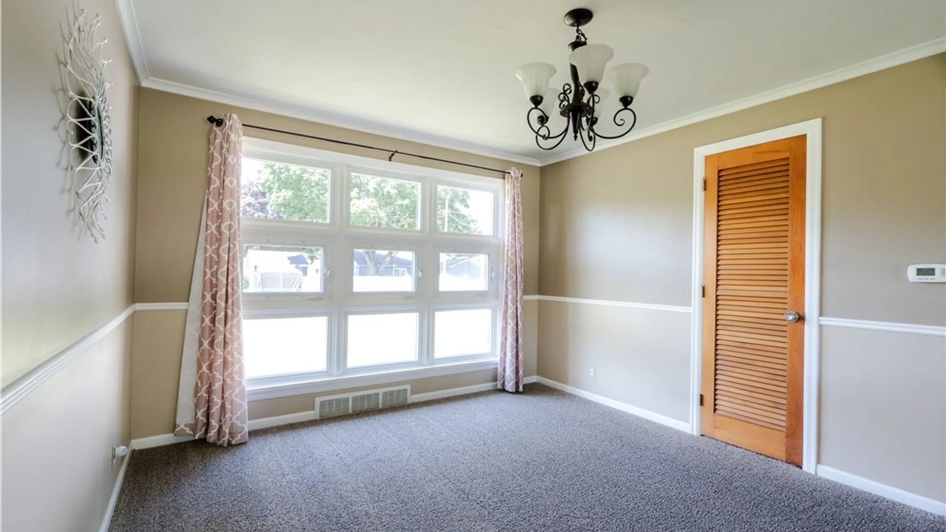 Property at 53 Cedar Lane, Irondequoit, NY 14622 9