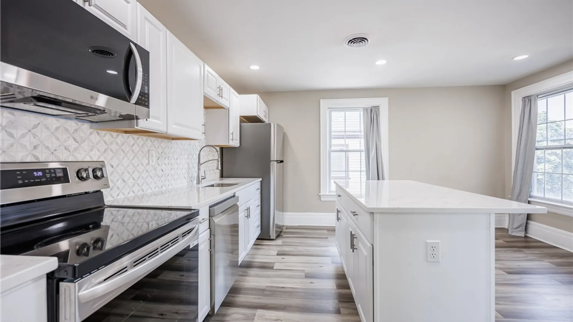 Property at 184 Alexander Street, Rochester, NY 14607 19