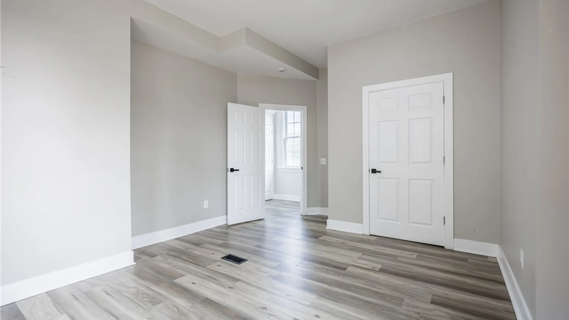 Property at 184 Alexander Street, Rochester, NY 14607 6