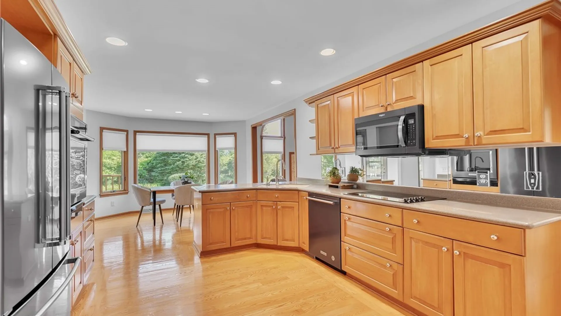 Property at 6195 Blossom Ct, Clarence, NY 14051 12