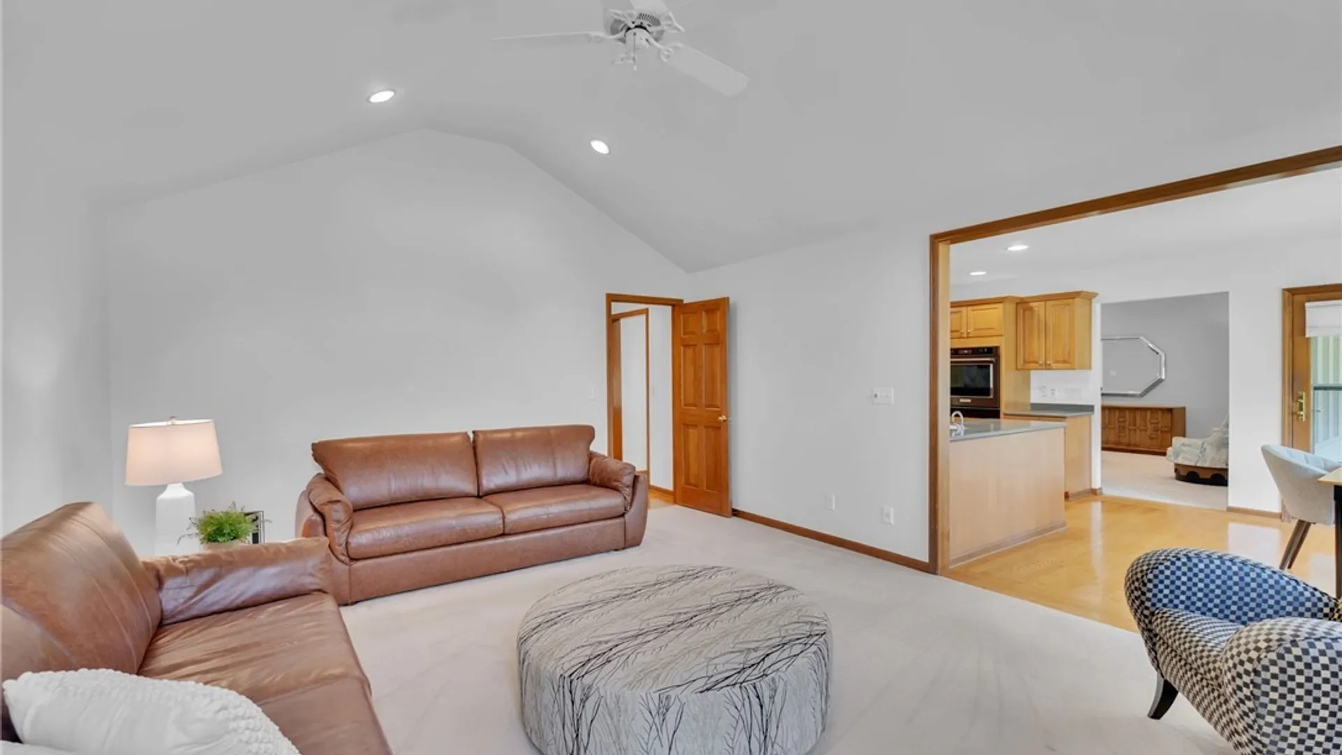Property at 6195 Blossom Ct, Clarence, NY 14051 24