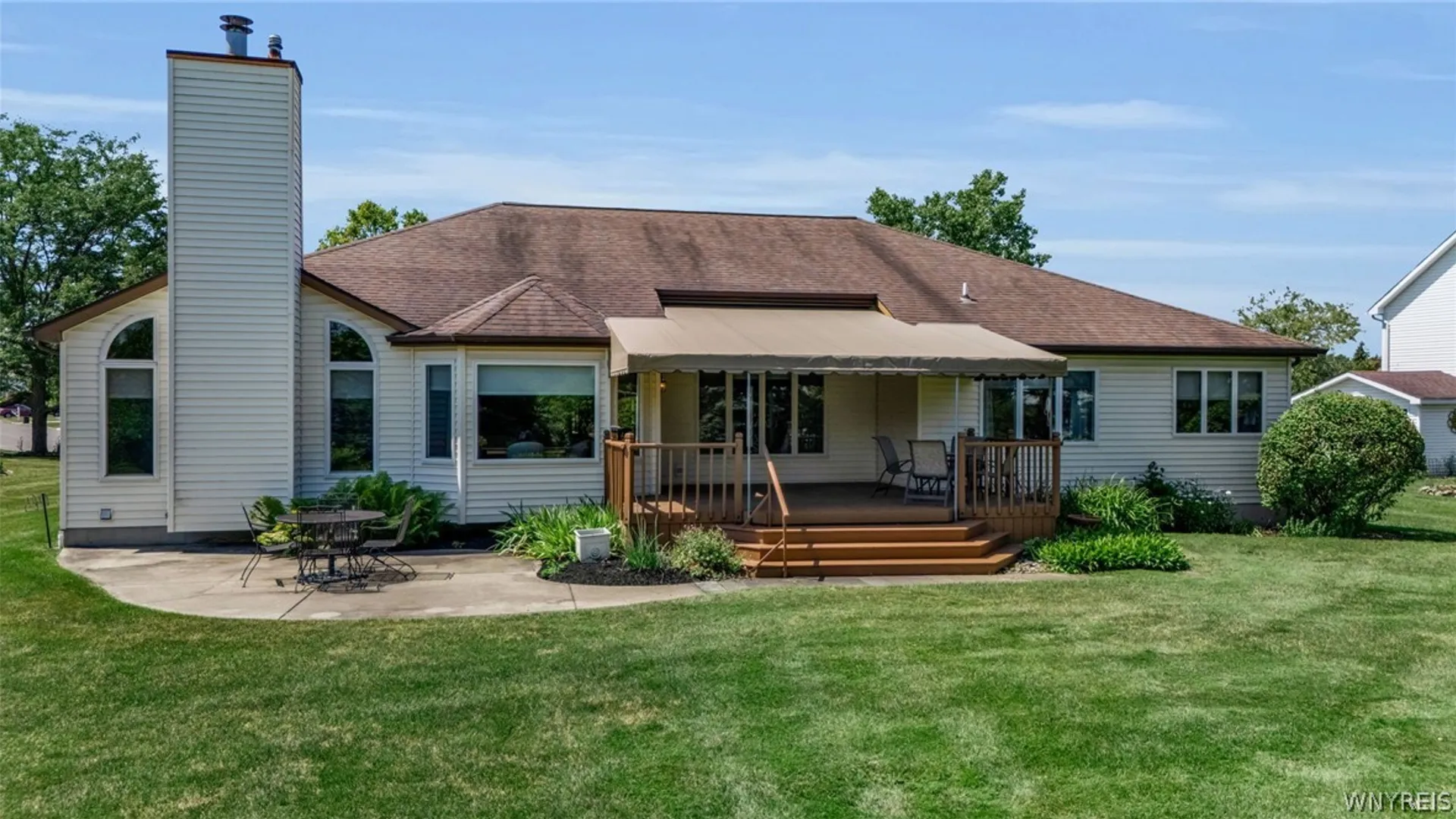 Property at 6195 Blossom Ct, Clarence, NY 14051 41