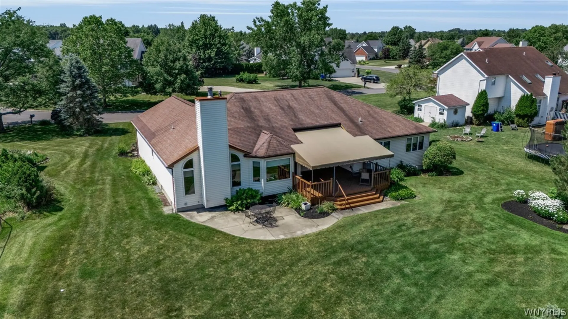 Property at 6195 Blossom Ct, Clarence, NY 14051 44