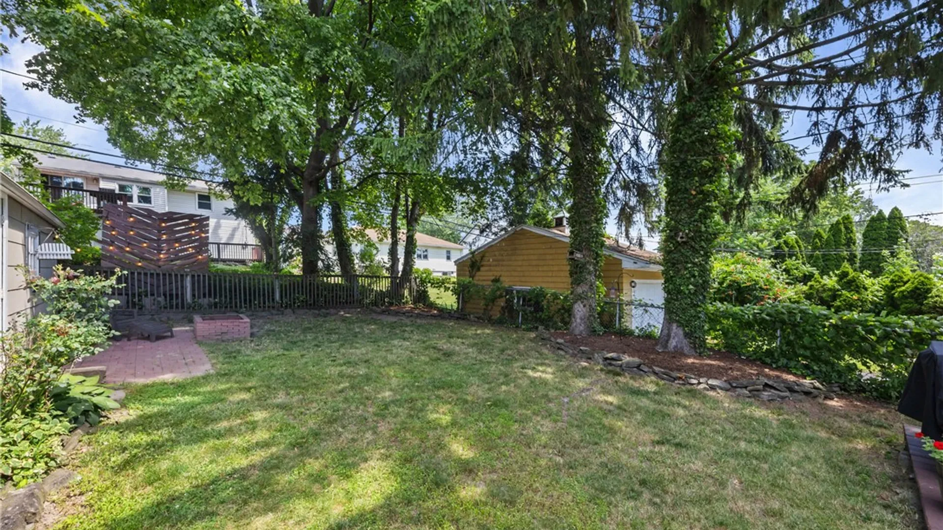 Property at 316 Laurelton Road, Irondequoit, NY 14609 39