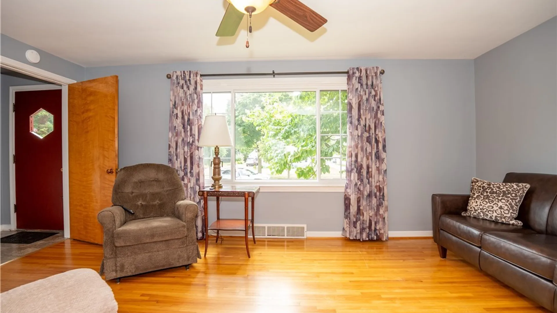 Property at 148 Deumant, Tonawanda, NY 14223 14