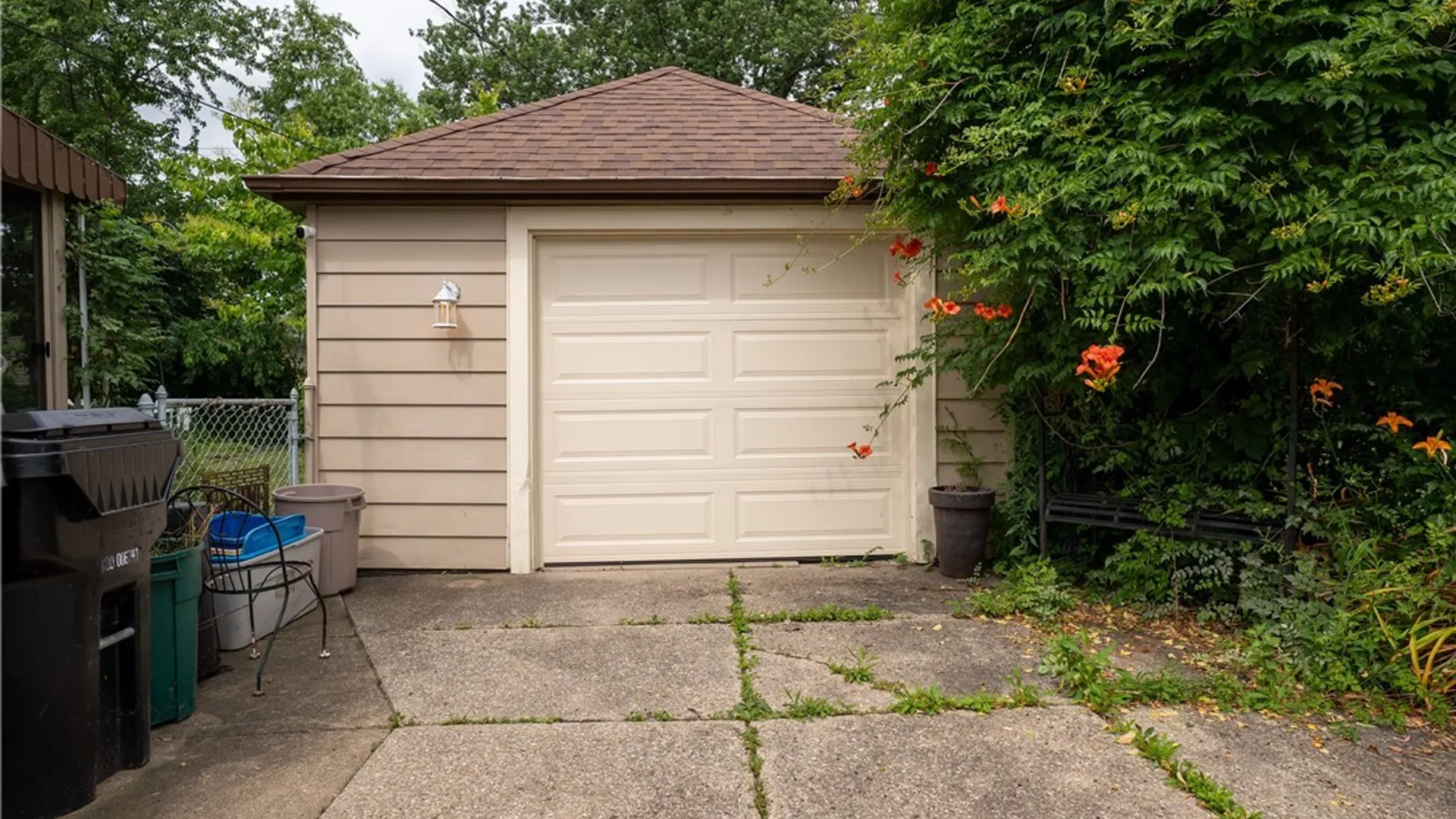 Property at 148 Deumant, Tonawanda, NY 14223 4