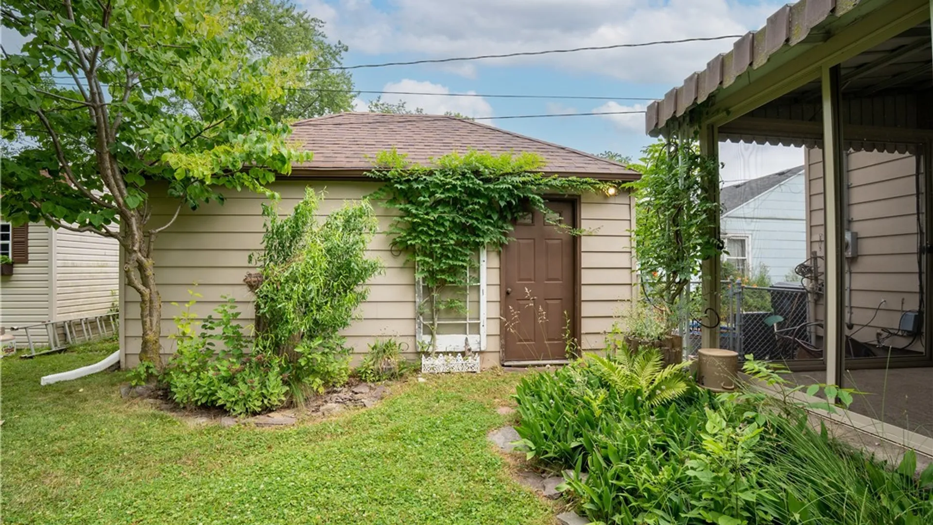 Property at 148 Deumant, Tonawanda, NY 14223 8