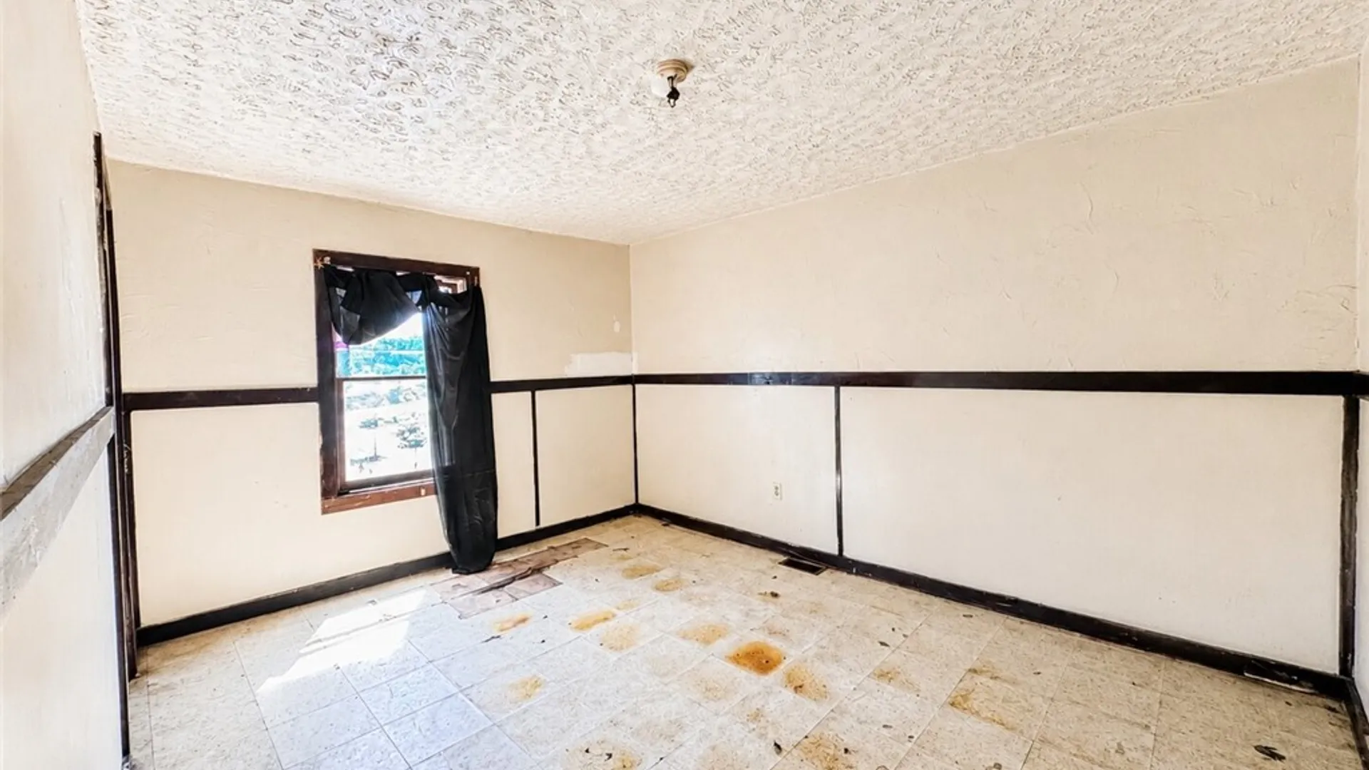 Property at 101 Thomas Street, Rochester, NY 14621 10