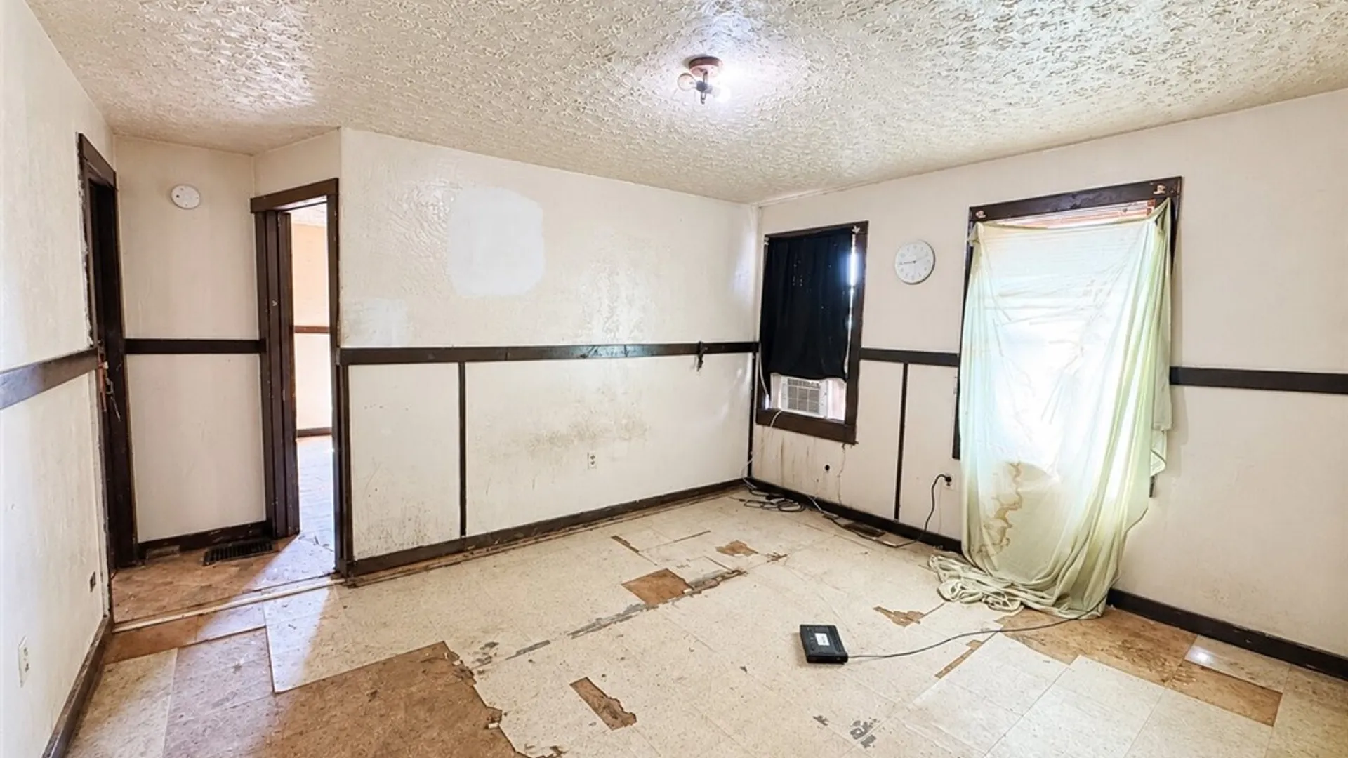 Property at 101 Thomas Street, Rochester, NY 14621 6