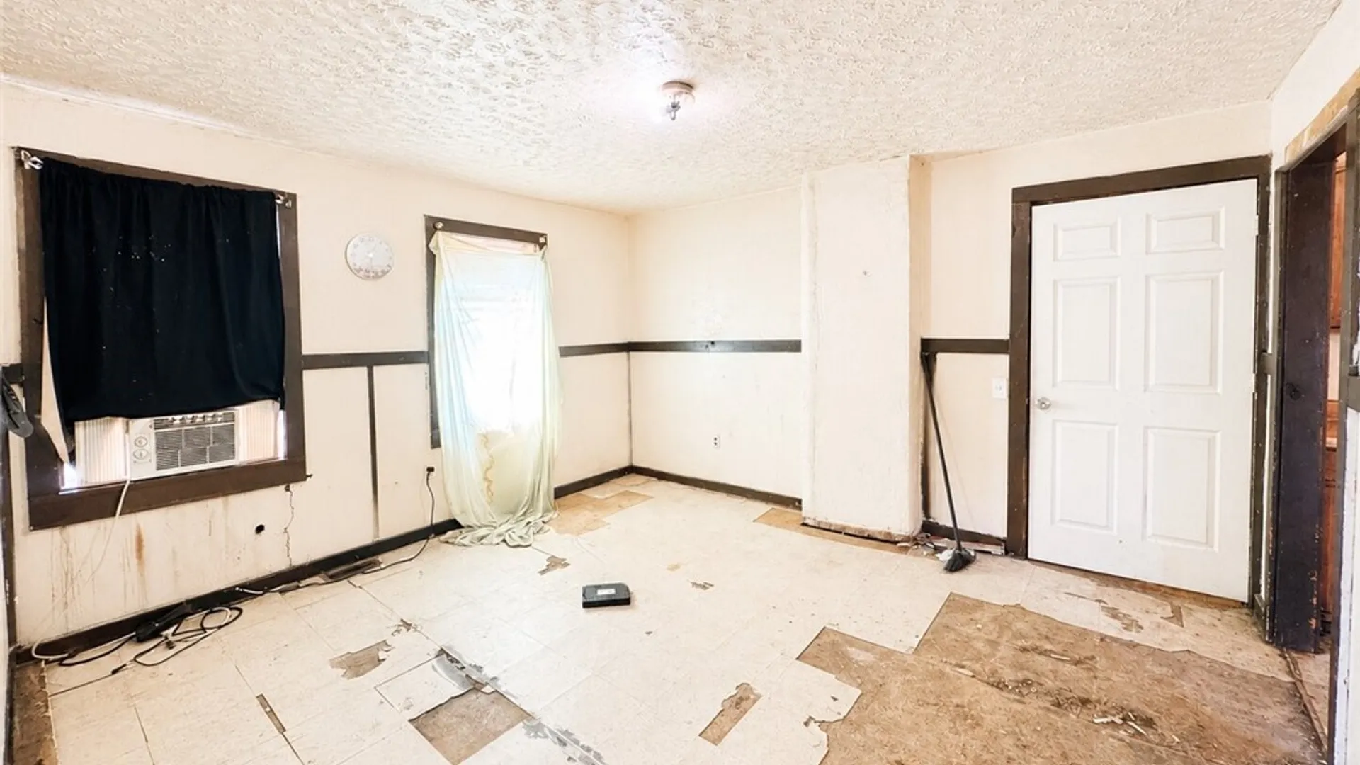 Property at 101 Thomas Street, Rochester, NY 14621 7