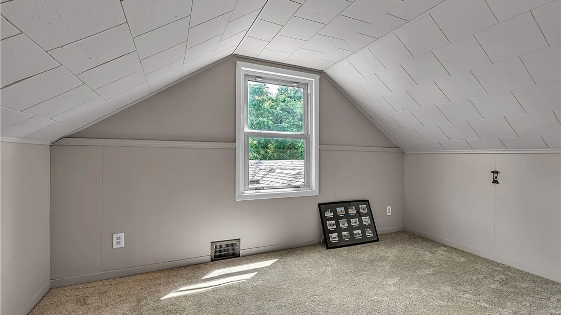 Property at 7540 Salt Road, Clarence, NY 14032 33