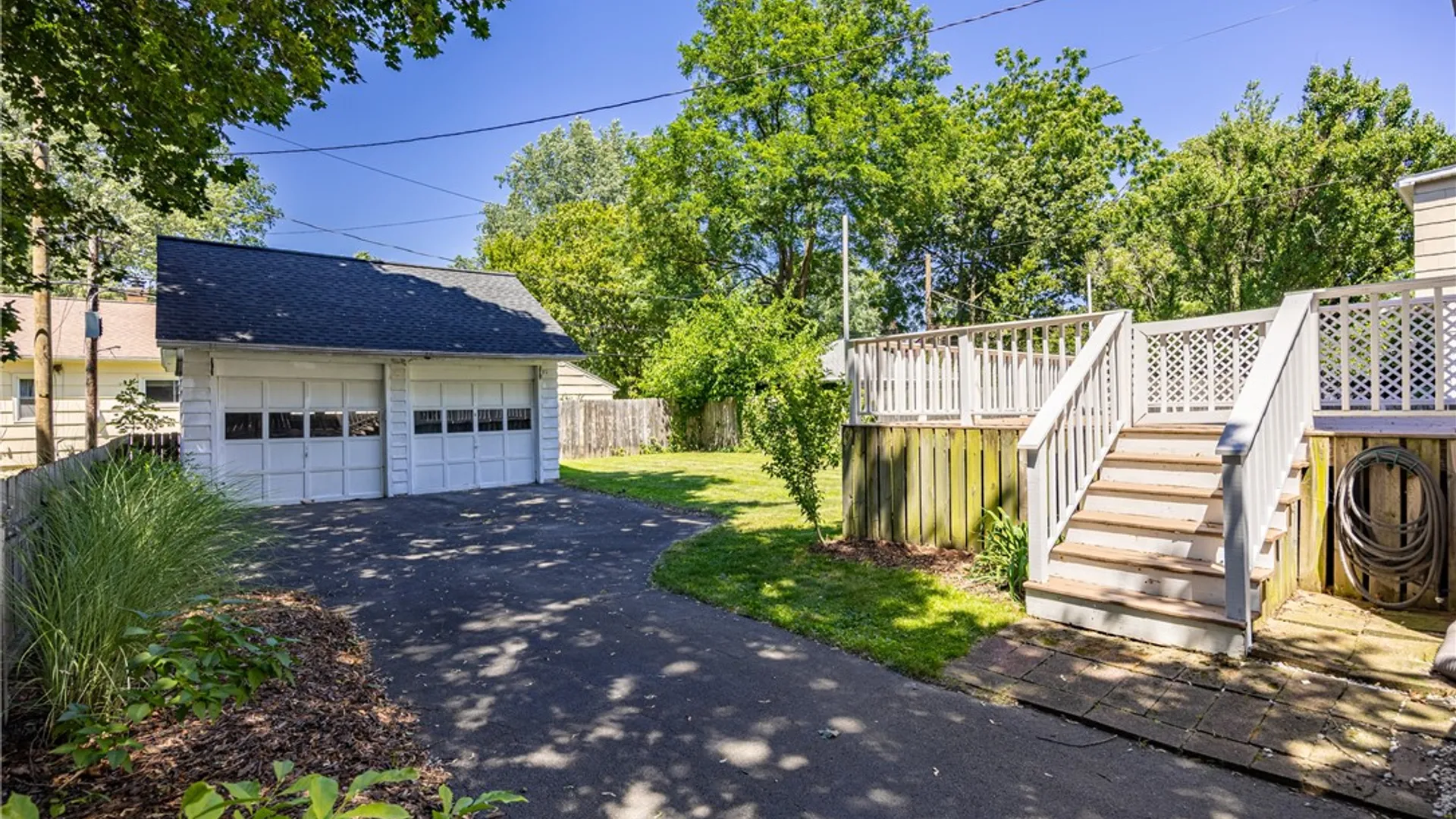Property at 30 Rawlinson Road, Irondequoit, NY 14617 44
