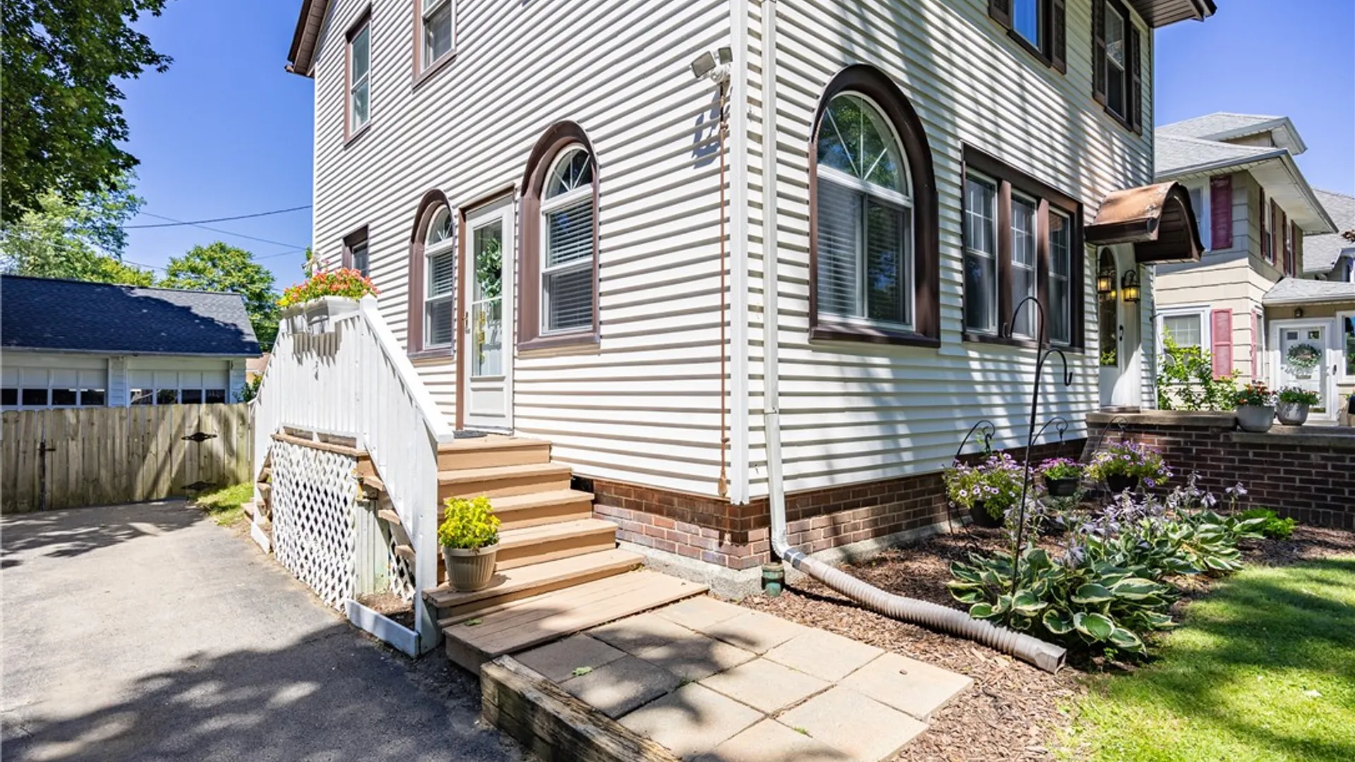 Property at 30 Rawlinson Road, Irondequoit, NY 14617 6