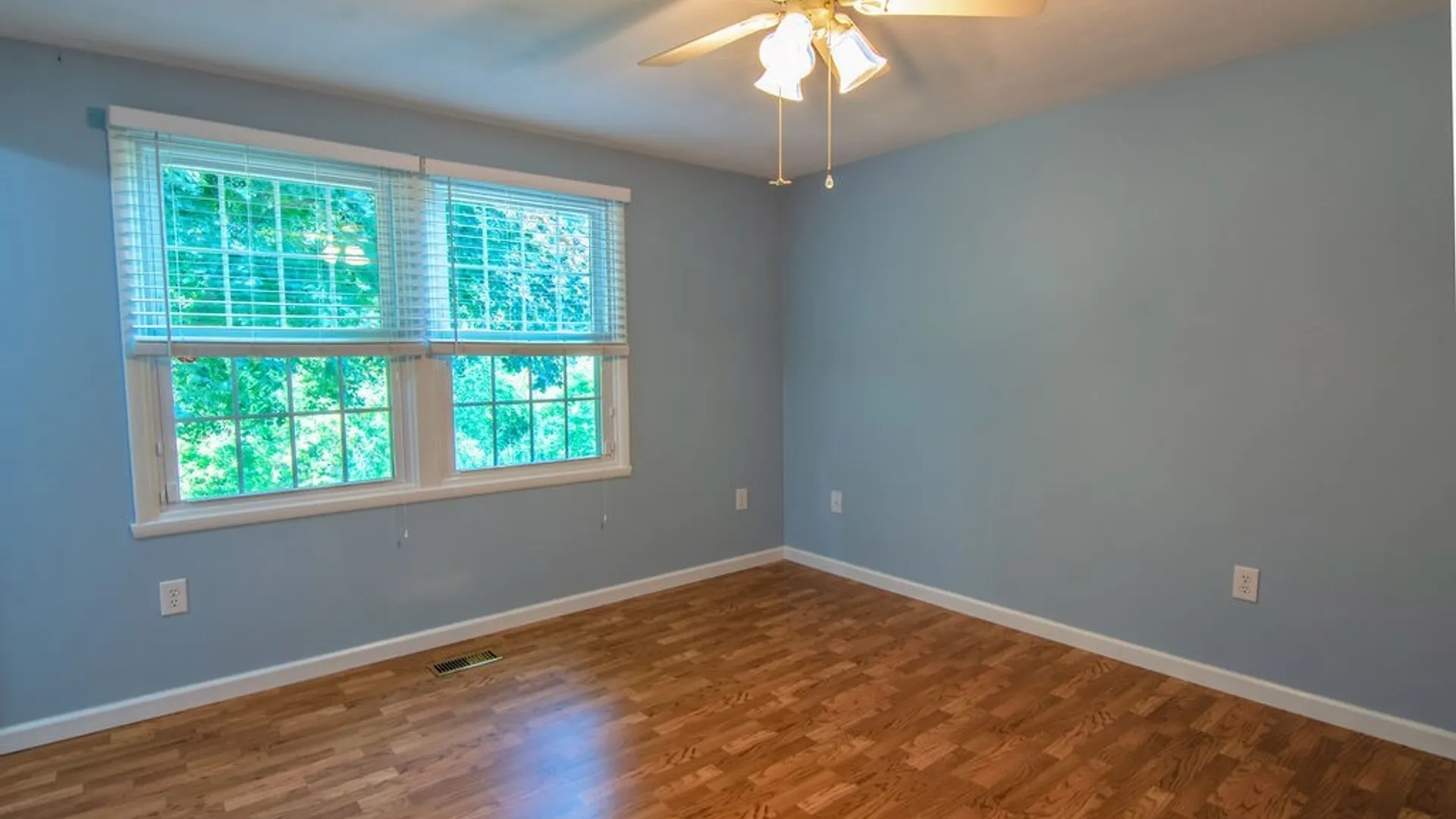 Property at 208 Rocky Road, Salina, NY 13090 13