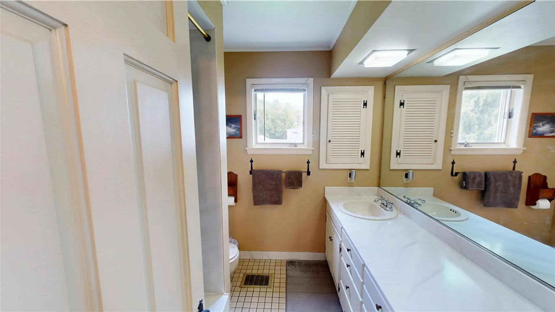 Property at 72 Pleasant Street, Norwich, NY 13815 28