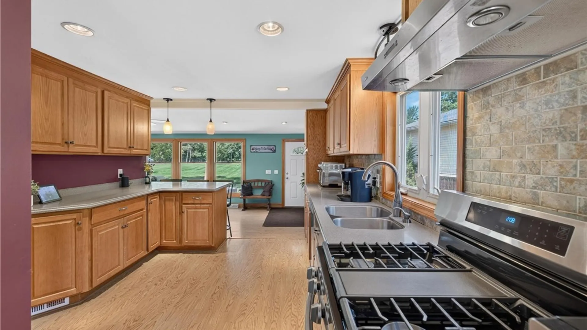 Property at 1890 Center Road, West Seneca, NY 14224 15