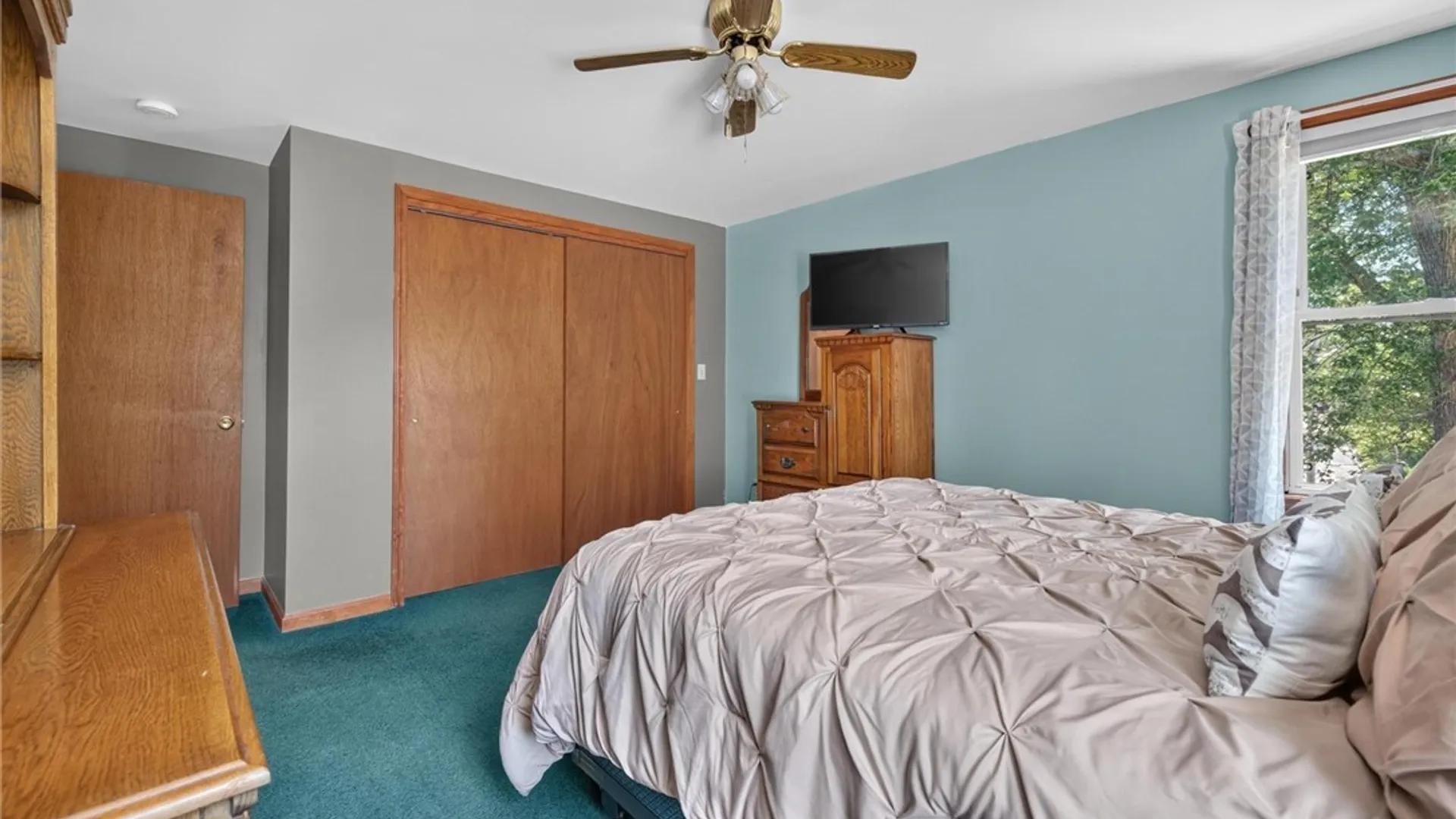 Property at 1890 Center Road, West Seneca, NY 14224 26