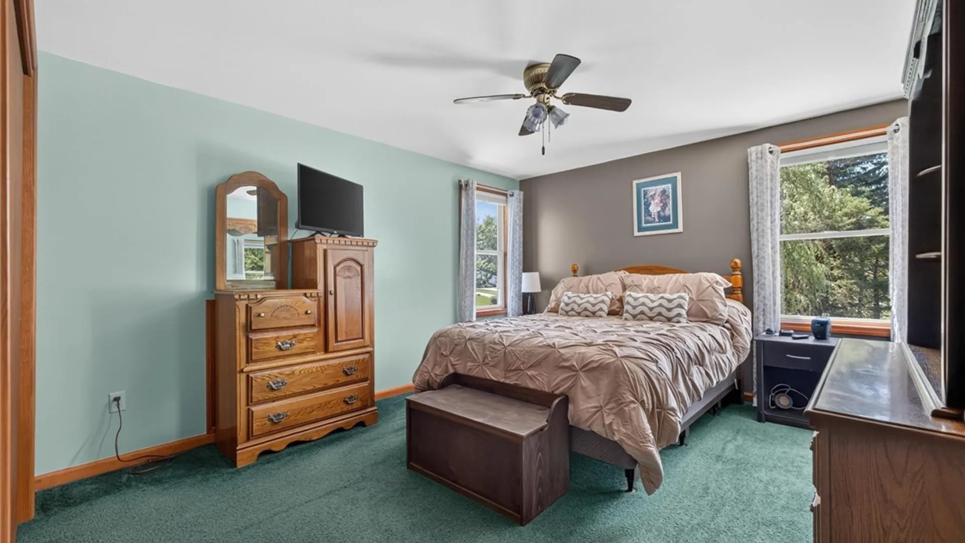 Property at 1890 Center Road, West Seneca, NY 14224 27