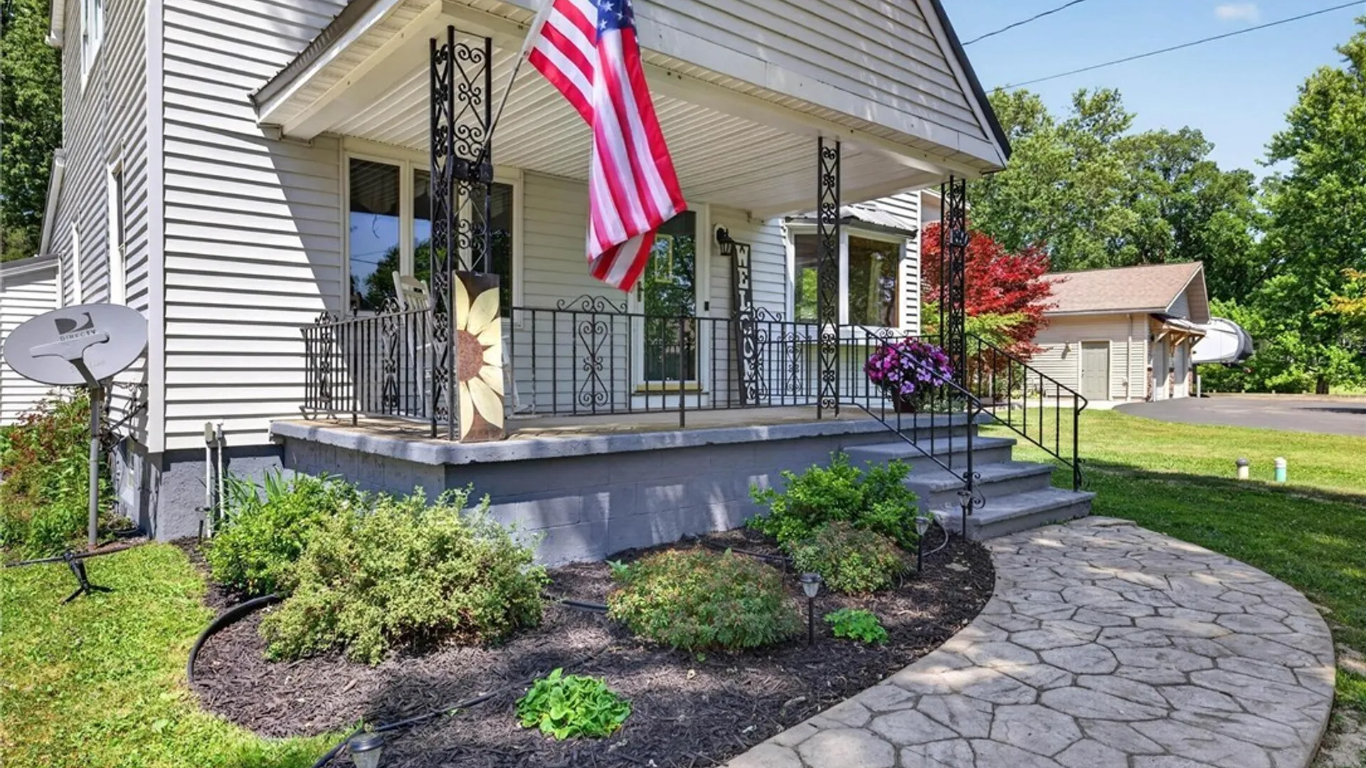 Property at 1890 Center Road, West Seneca, NY 14224 3