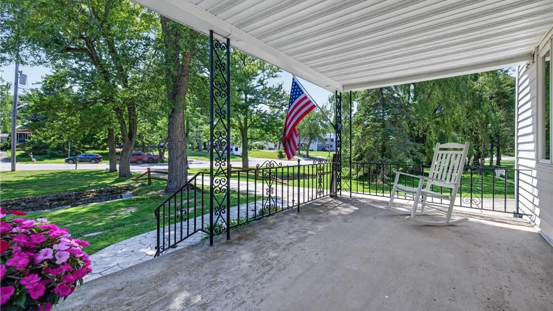 Property at 1890 Center Road, West Seneca, NY 14224 4