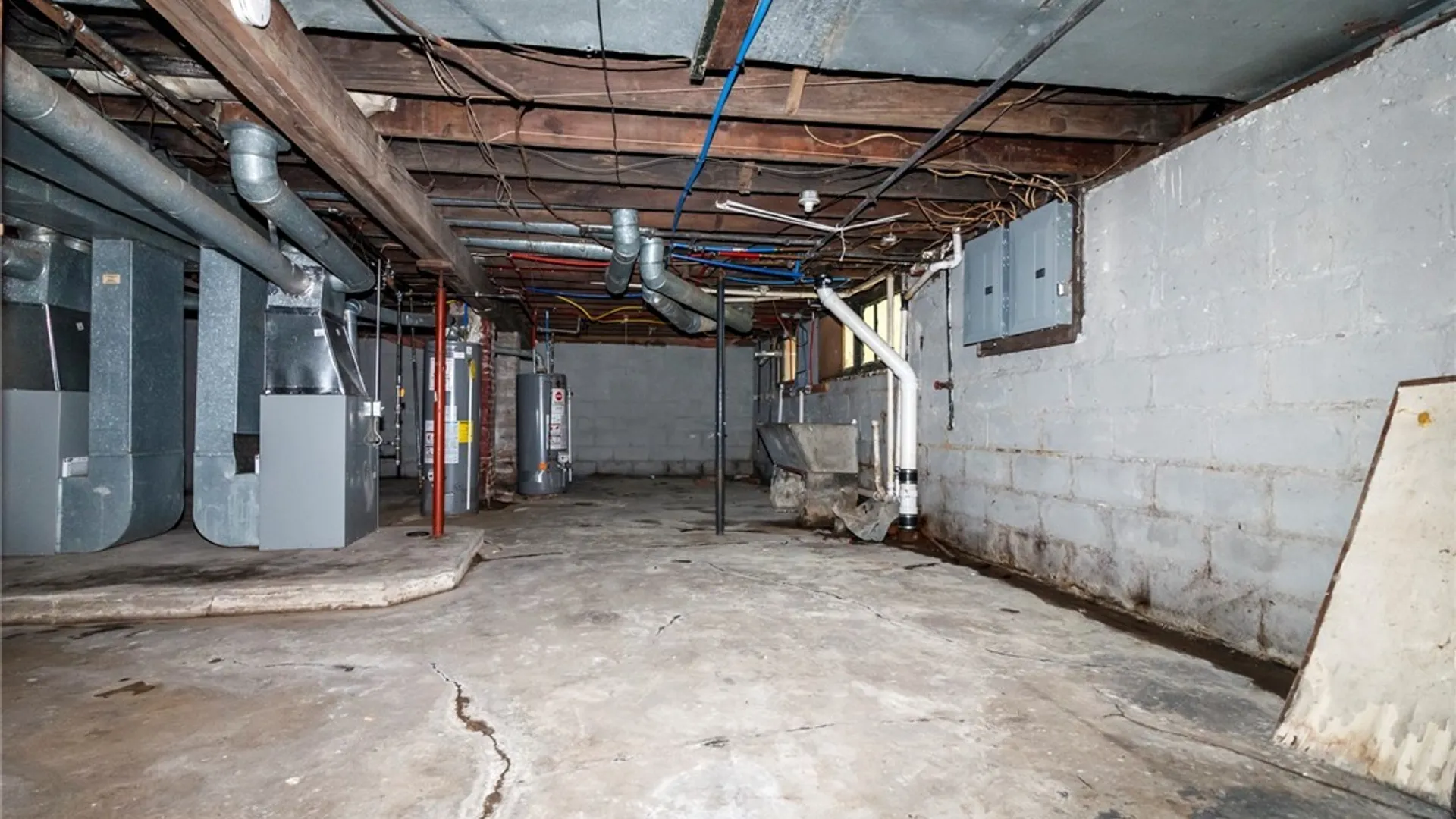 Property at 499 Fargo Avenue, Buffalo, NY 14213 43