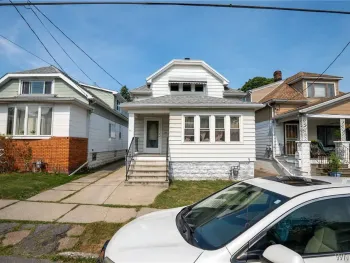 Property at 118 Hedwig Avenue, Cheektowaga, NY 14211