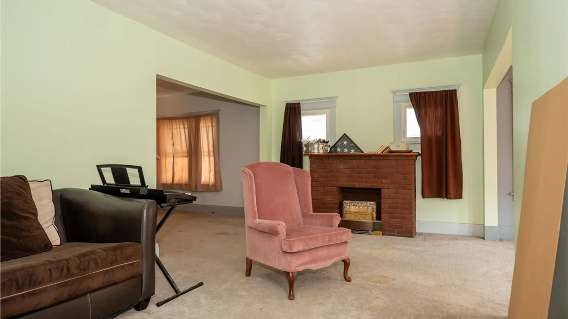 Property at 118 Hedwig Avenue, Cheektowaga, NY 14211 7