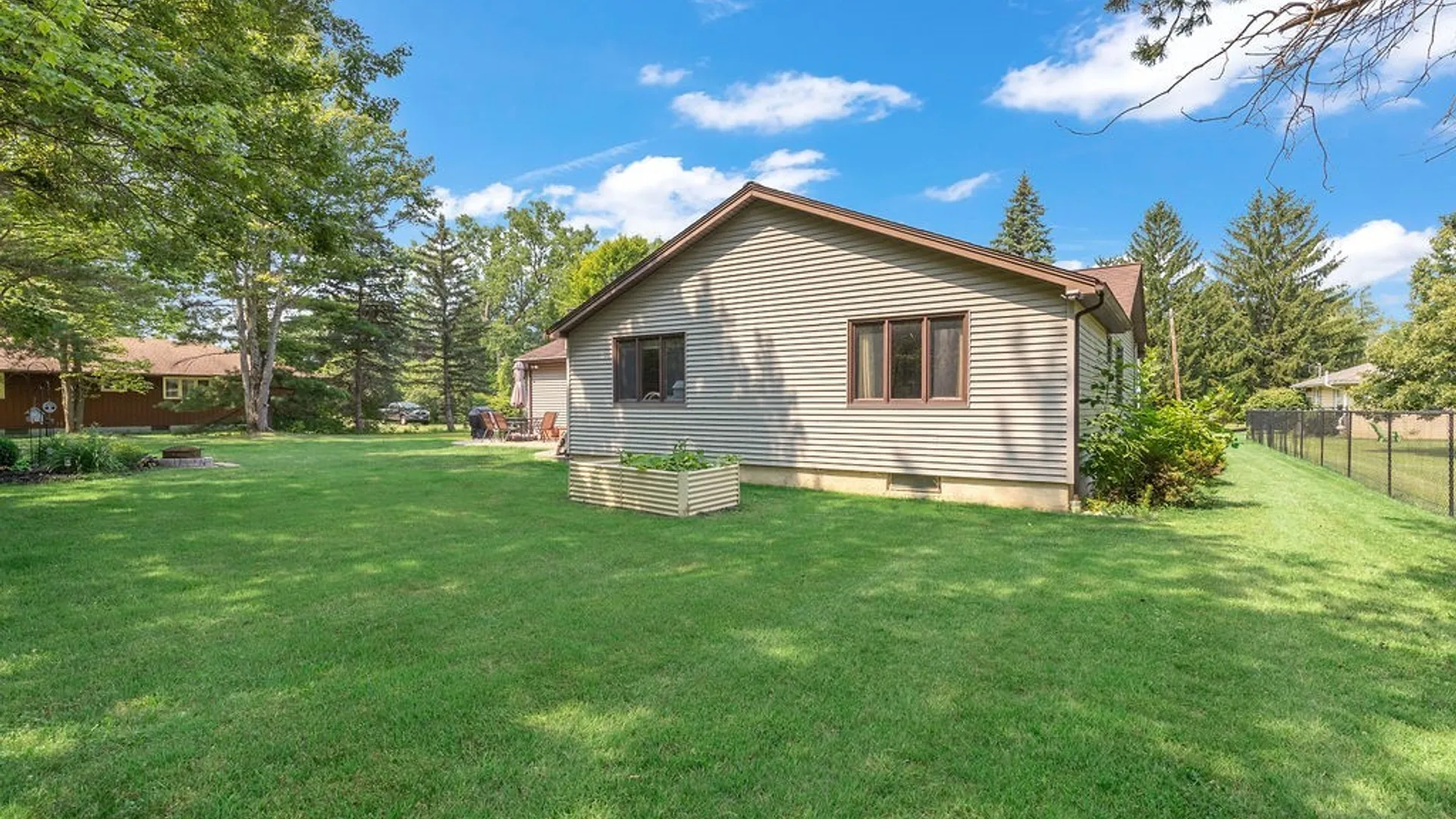 Property at 4627 Mckinley Parkway, Hamburg, NY 14075 9