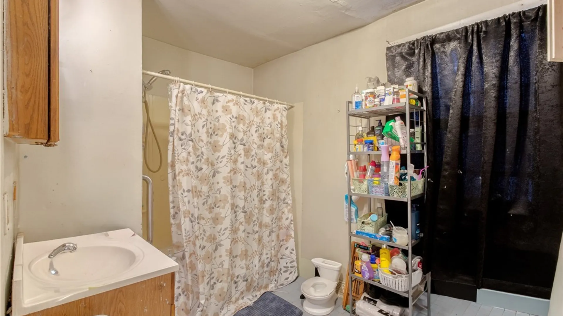 Property at 212 Lakeview Avenue, Syracuse, NY 13204 14
