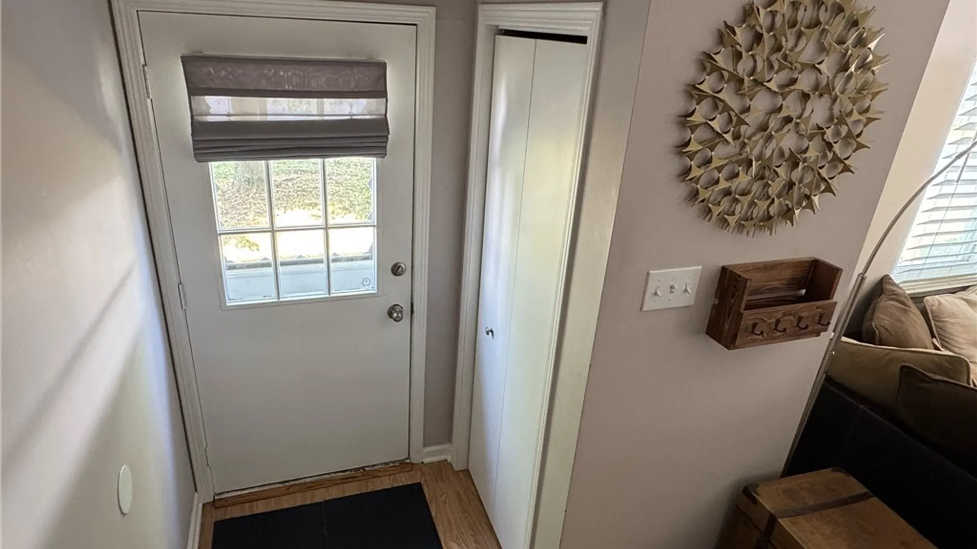 Property at 52 Parkview Court, Lancaster, NY 14086 16
