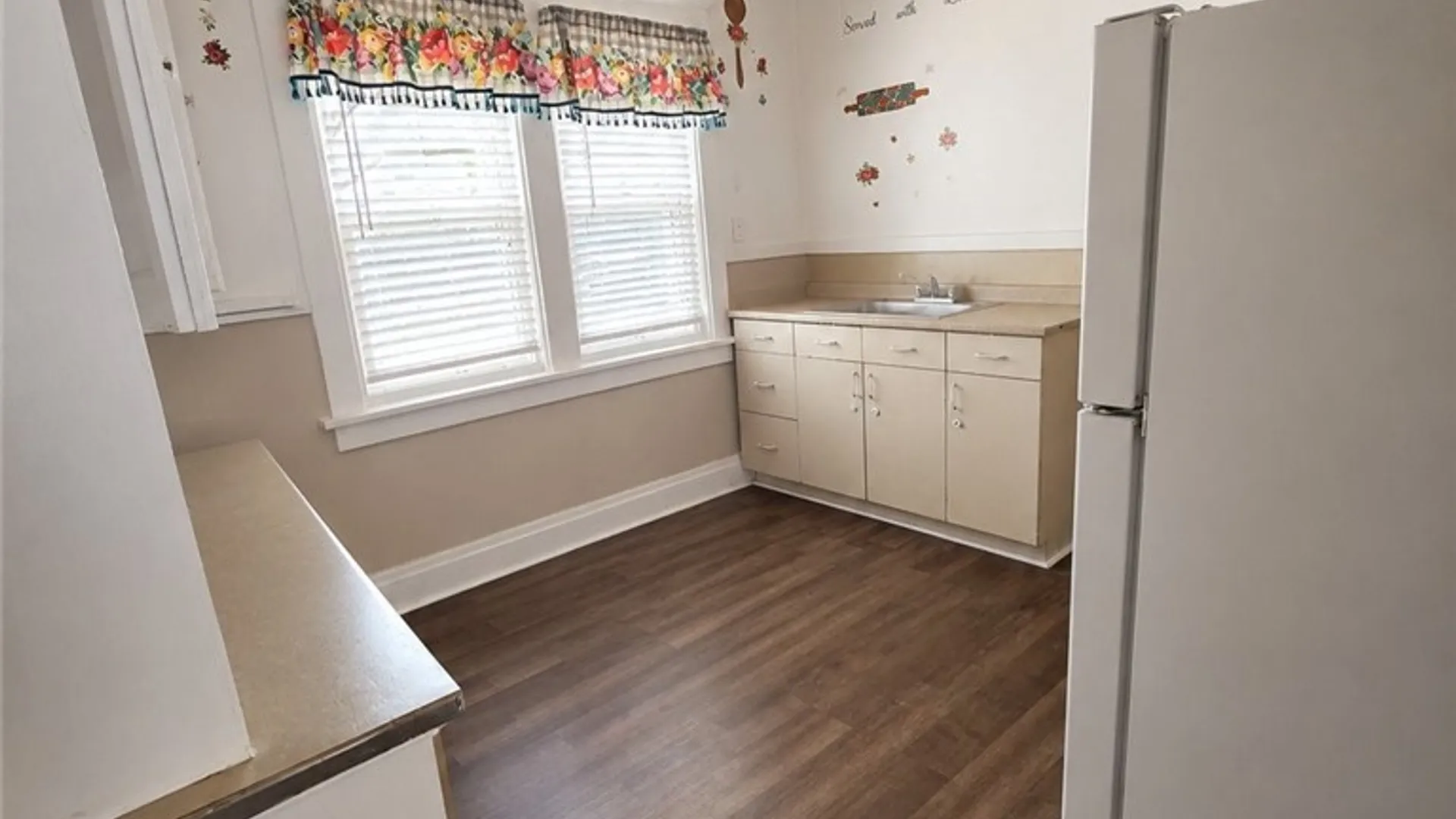 Property at 71 Brunswick Boulevard, Buffalo, NY 14208 11
