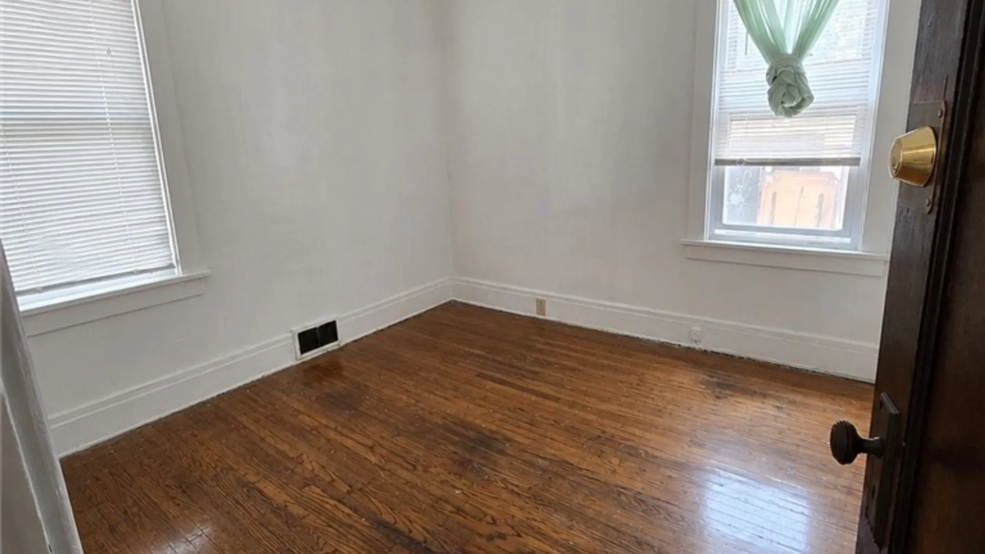 Property at 71 Brunswick Boulevard, Buffalo, NY 14208 9